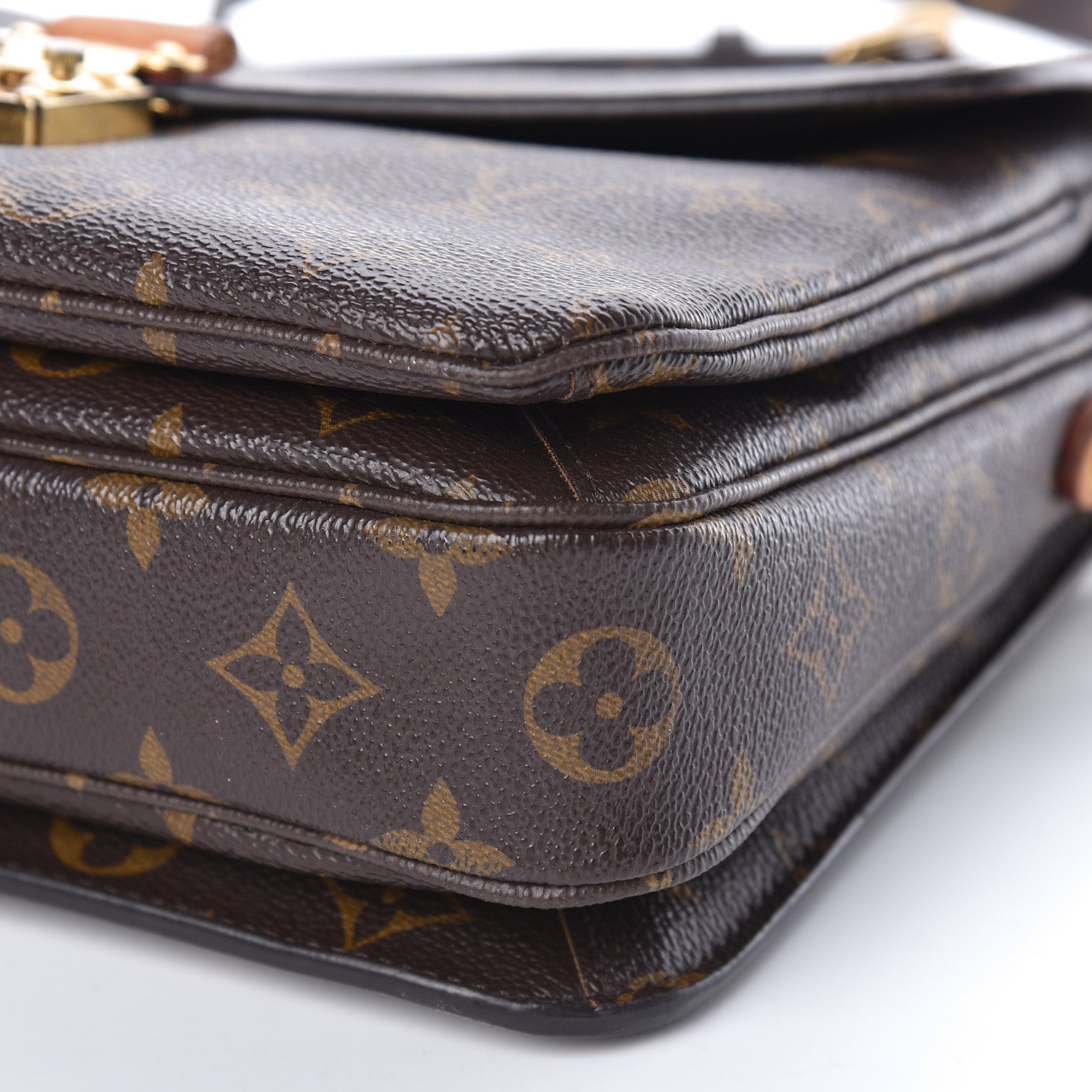 Louis Vuitton Monogram Pochette Metis 13 of 22