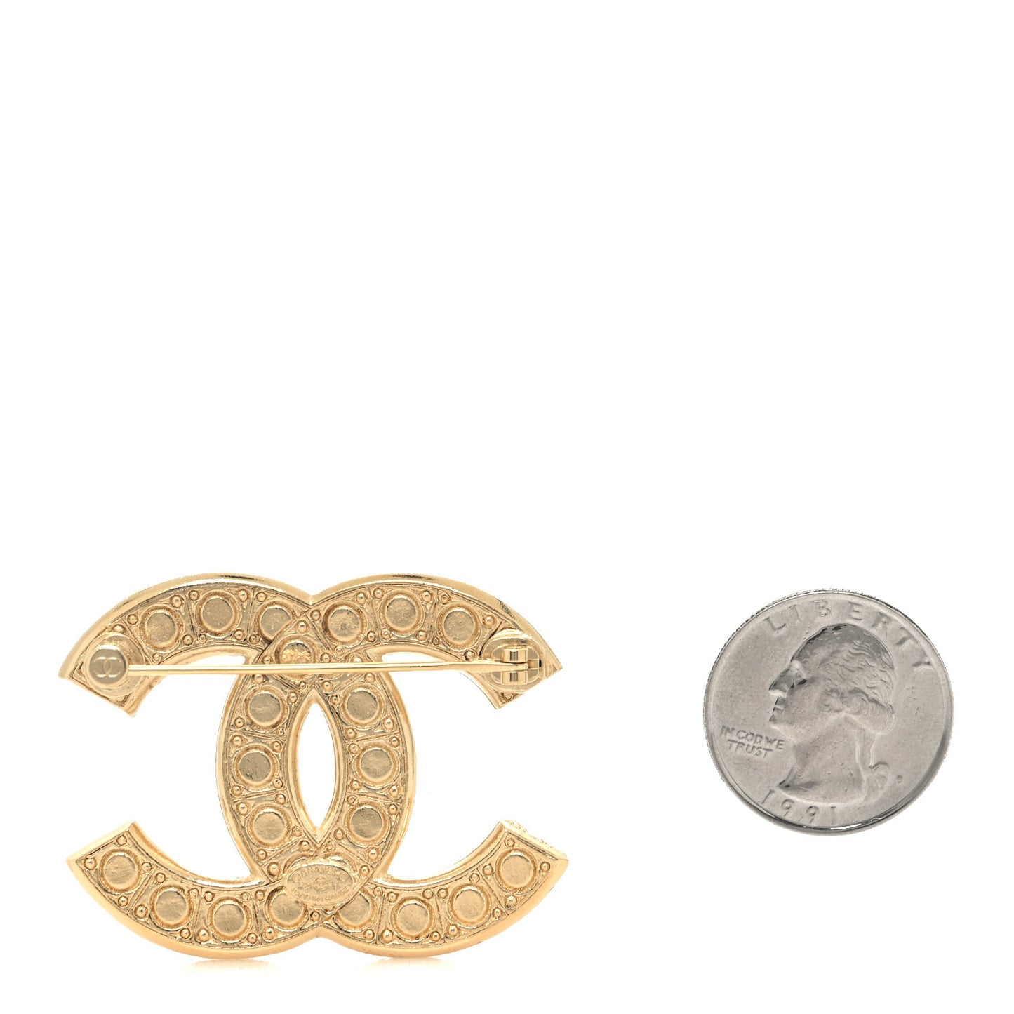 Metal Crystal Graduated Pearl CC Brooch Gold