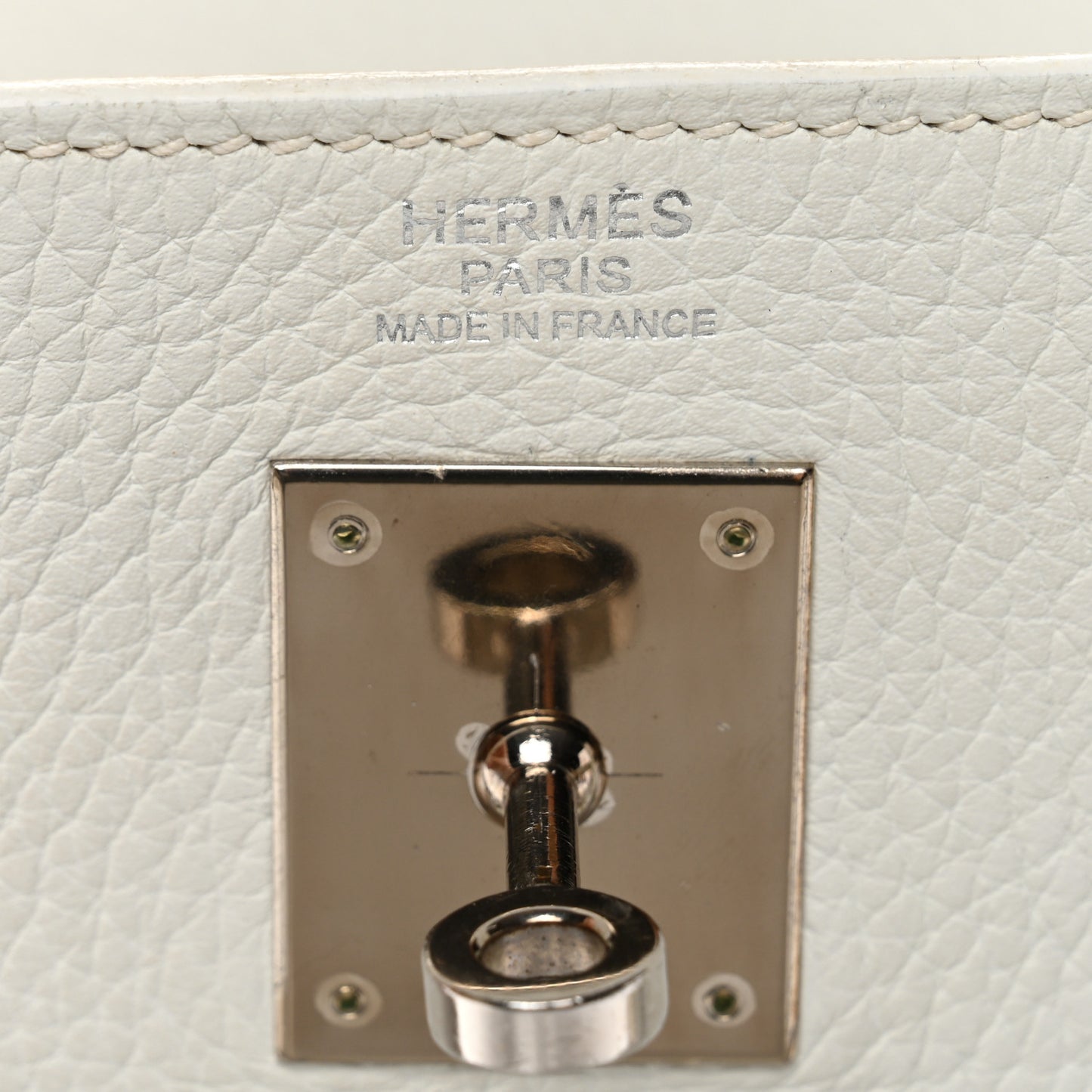 Taurillon Clemence Kelly Retourne 32 White