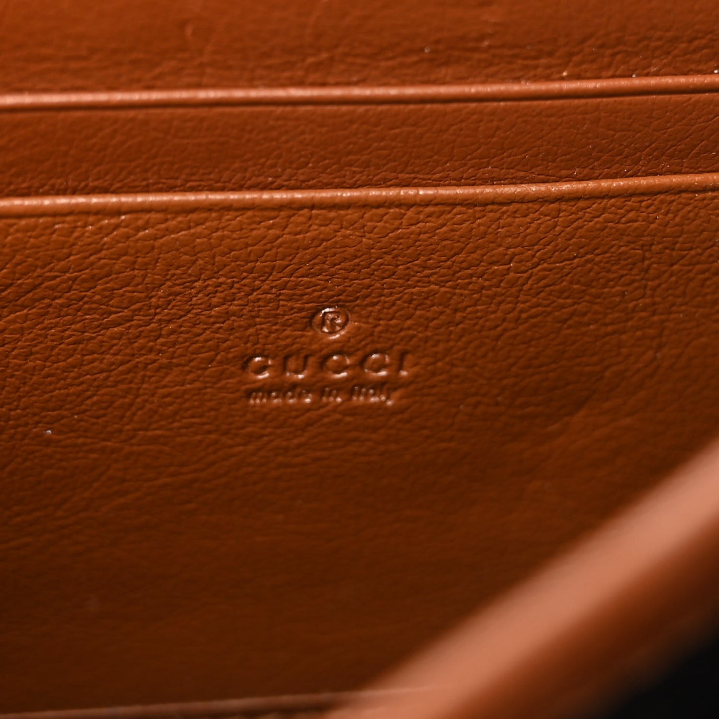 Azalea Calfskin Matelasse Diagonal GG Marmont Chain Wallet Cuir
