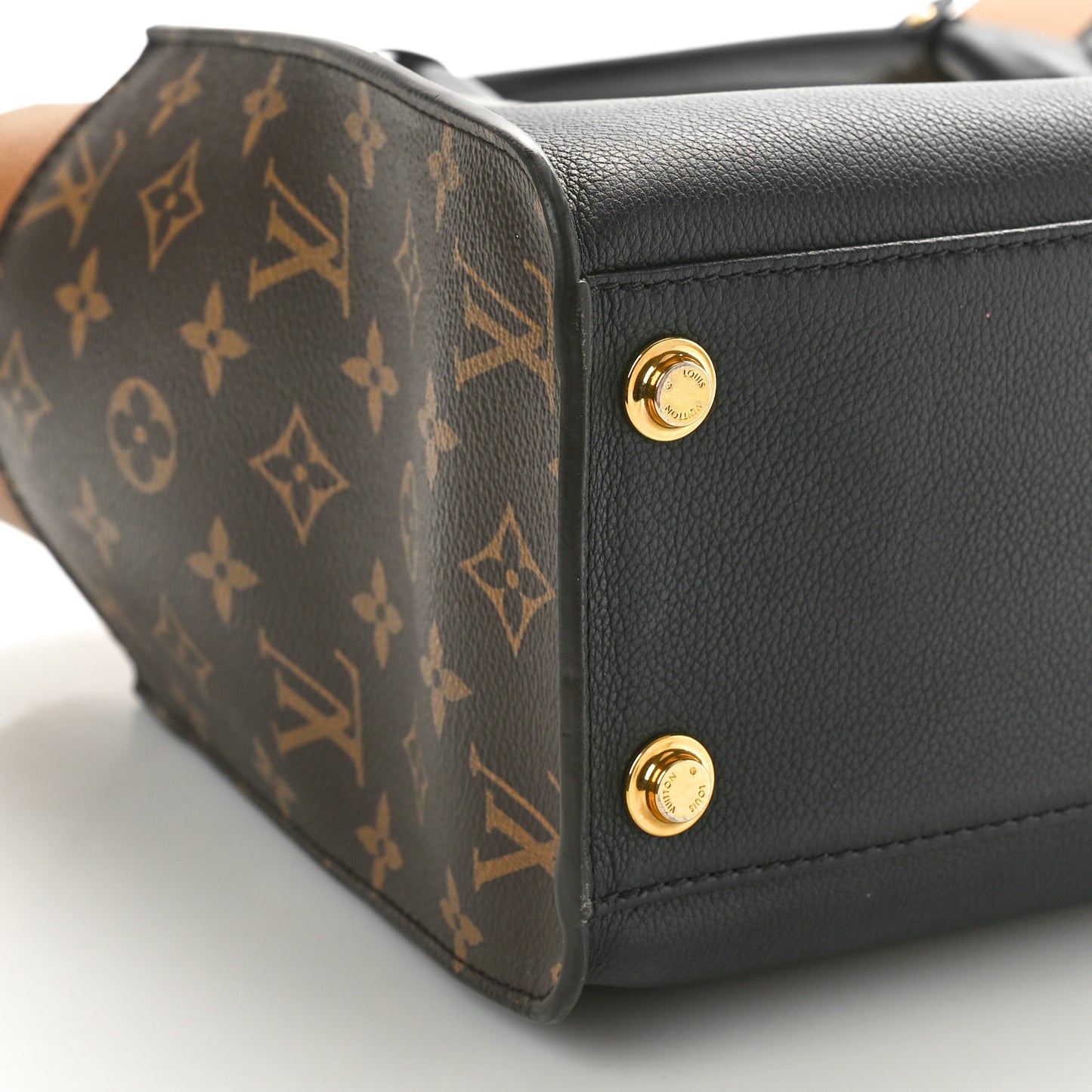 Calfskin Monogram On My Side Black