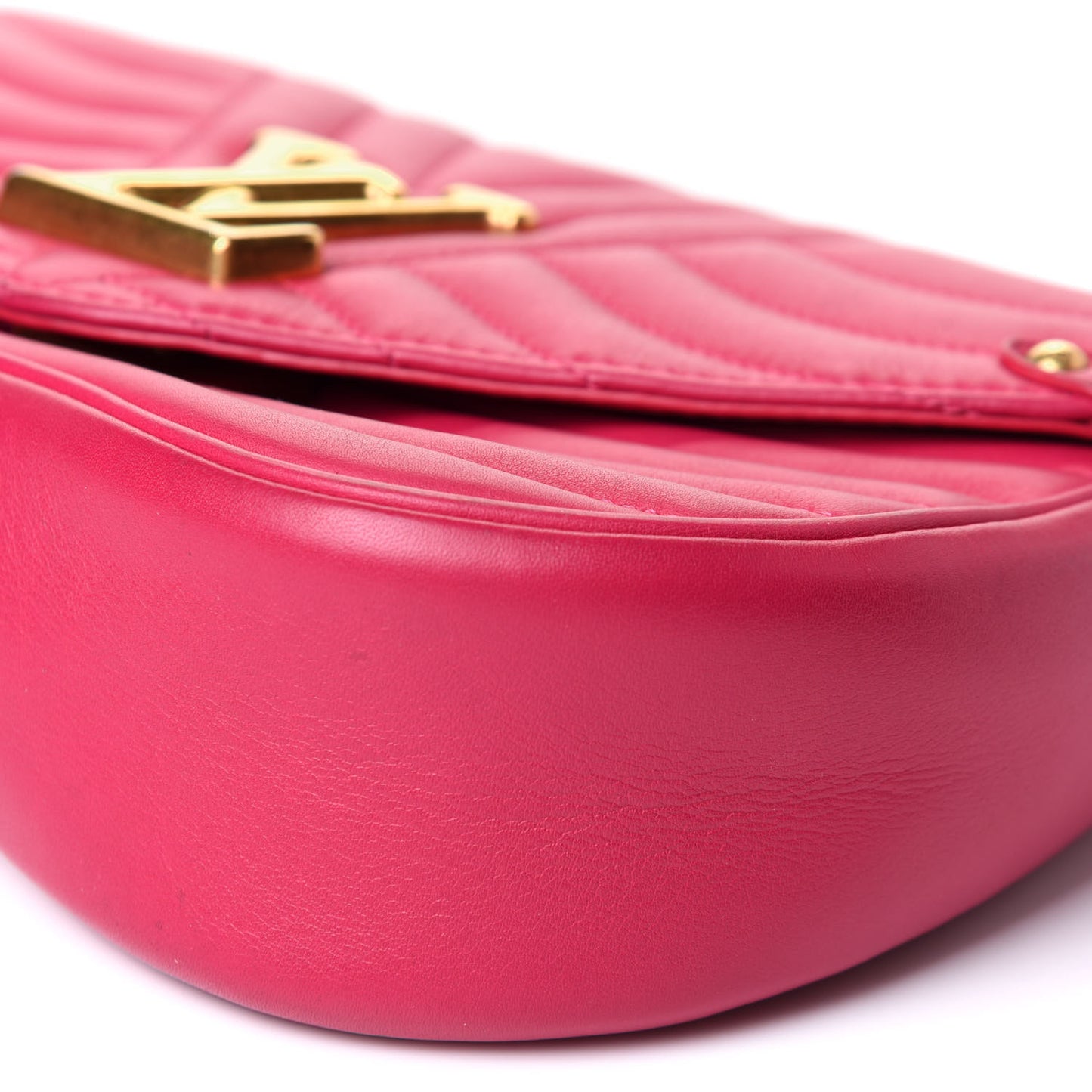 Calfskin New Wave Chain MM Rose Freesia