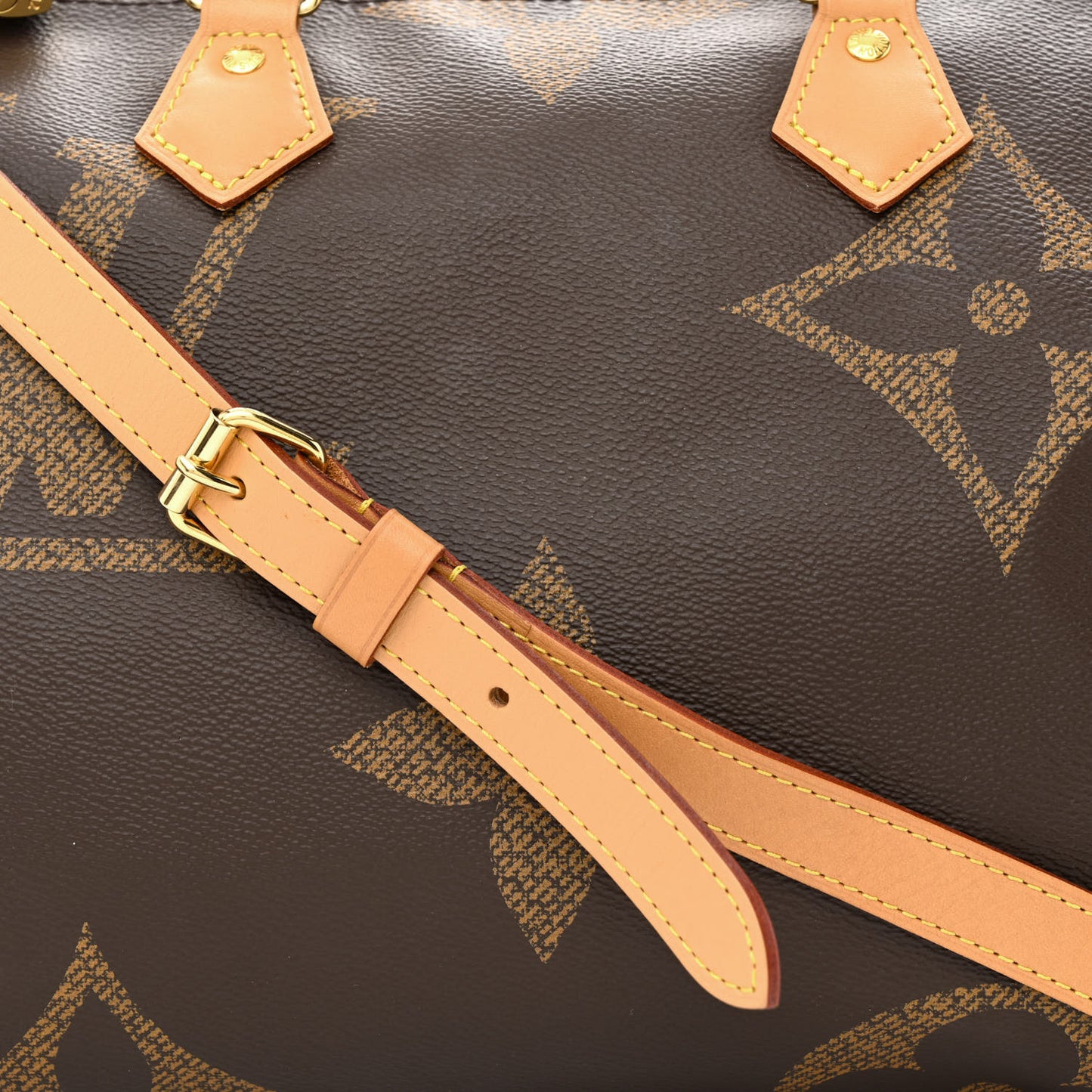 Reverse Monogram Giant Speedy Bandouliere 30