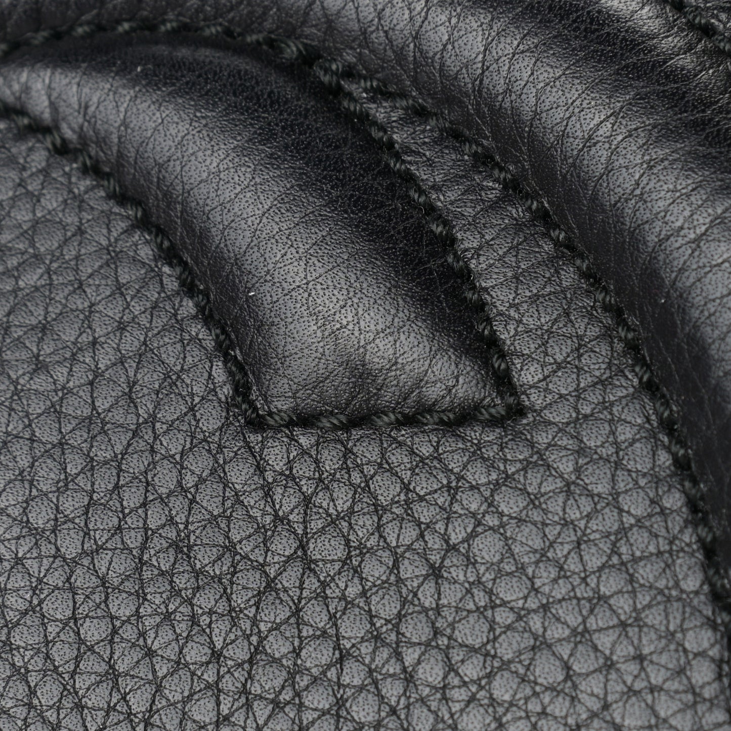 Pebbled Calfskin Medium Soho Chain Shoulder Bag Black