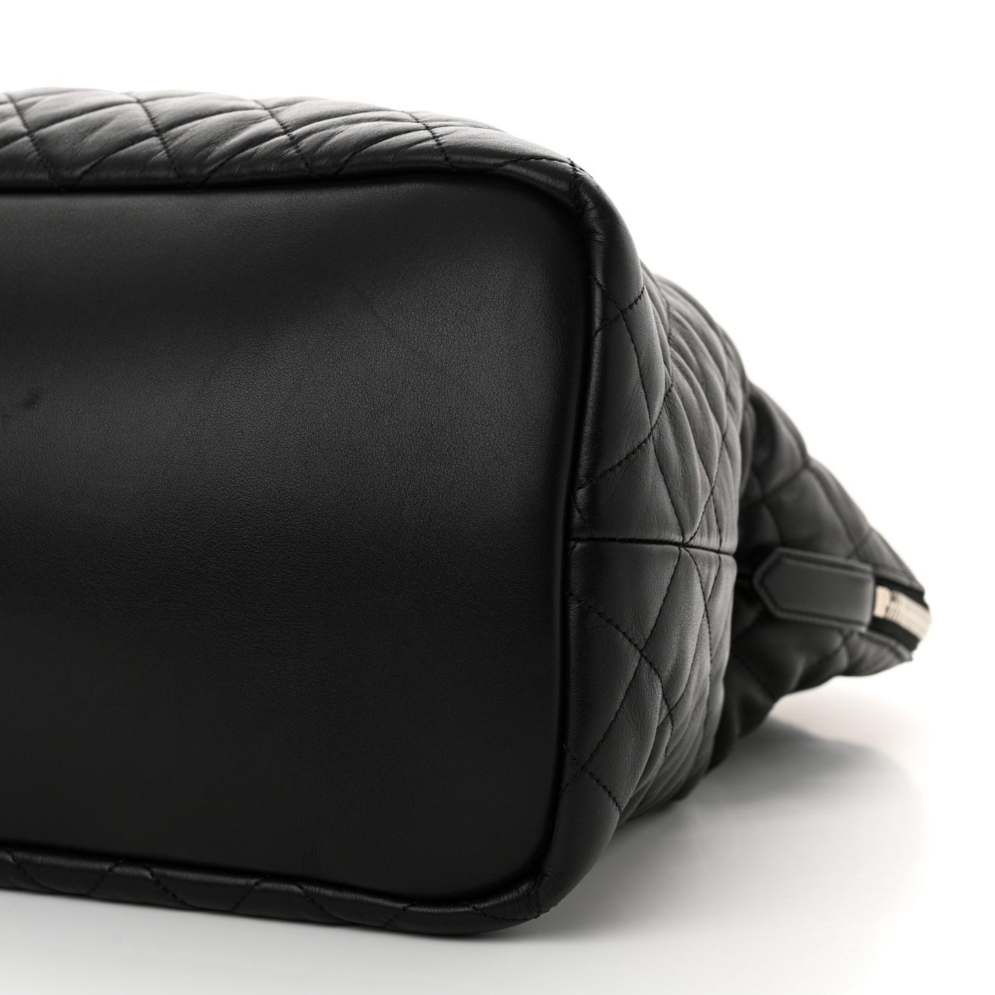 Calfskin Quilted ES Giant Travel Bag Black