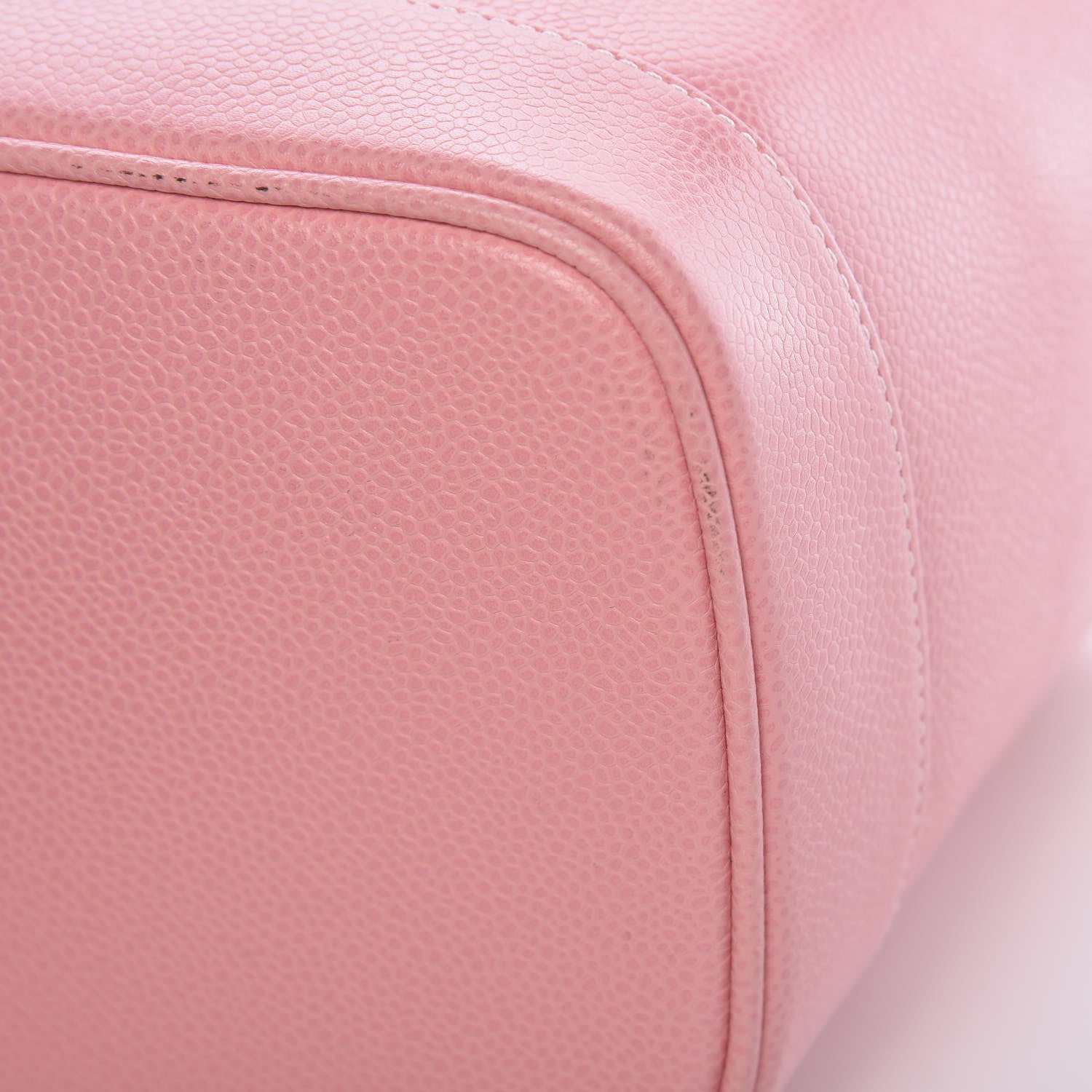 Chanel Caviar Vanity Cosmetic Case Pink 12 of 15