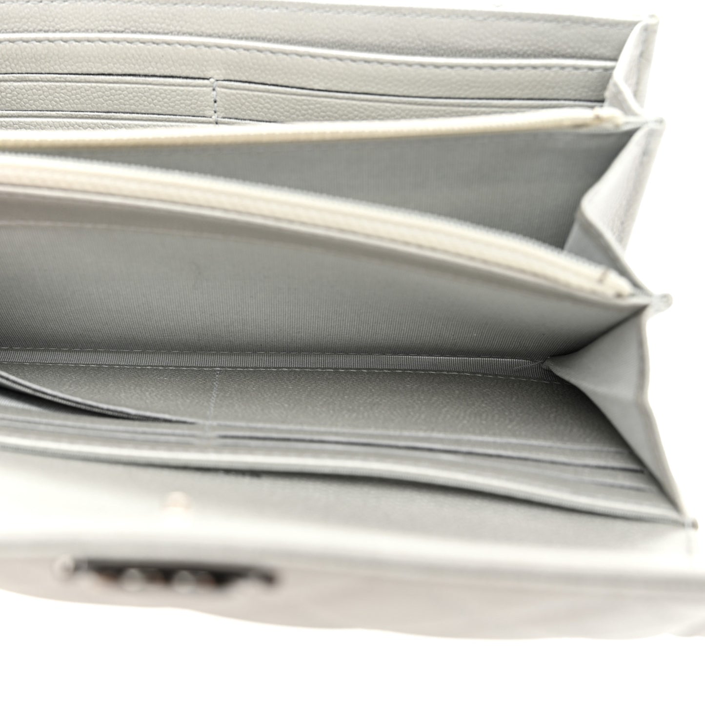 Metallic Caviar Quilted Large Boy Gusset Flap Wallet Silver
