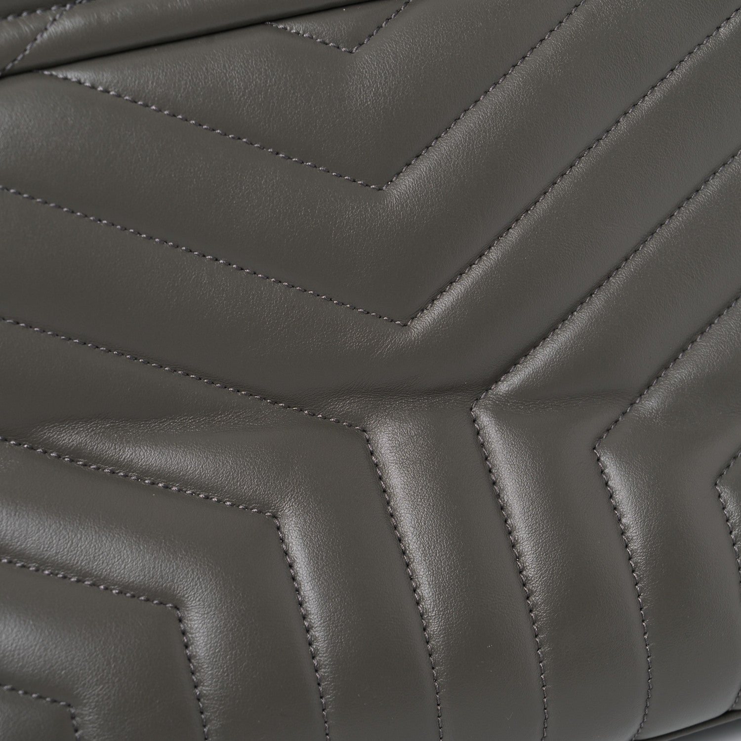 Saint Laurent Calfskin Y Quilted Monogram Medium Loulou Chain Satchel Asphalt 12 of 12