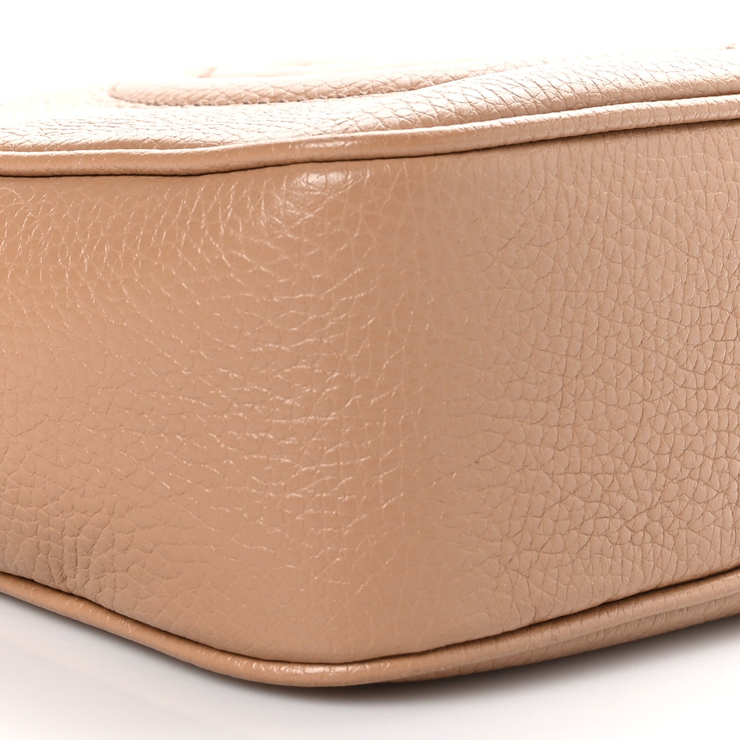 Pebbled Calfskin Small Soho Disco Bag Camelia