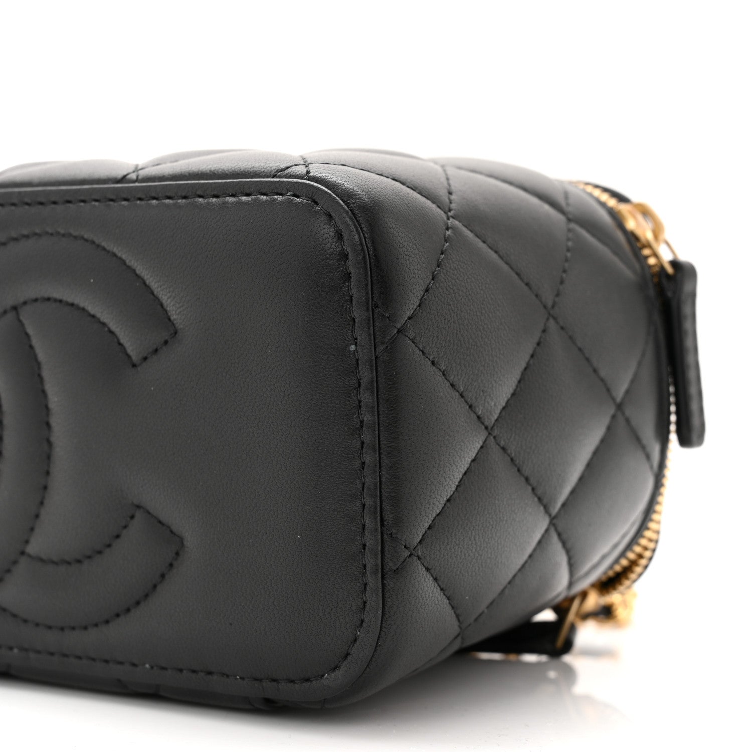 Chanel Lambskin Enamel Quilted Small Coco Hearts Vanity Case With Chain Black 9 of 10