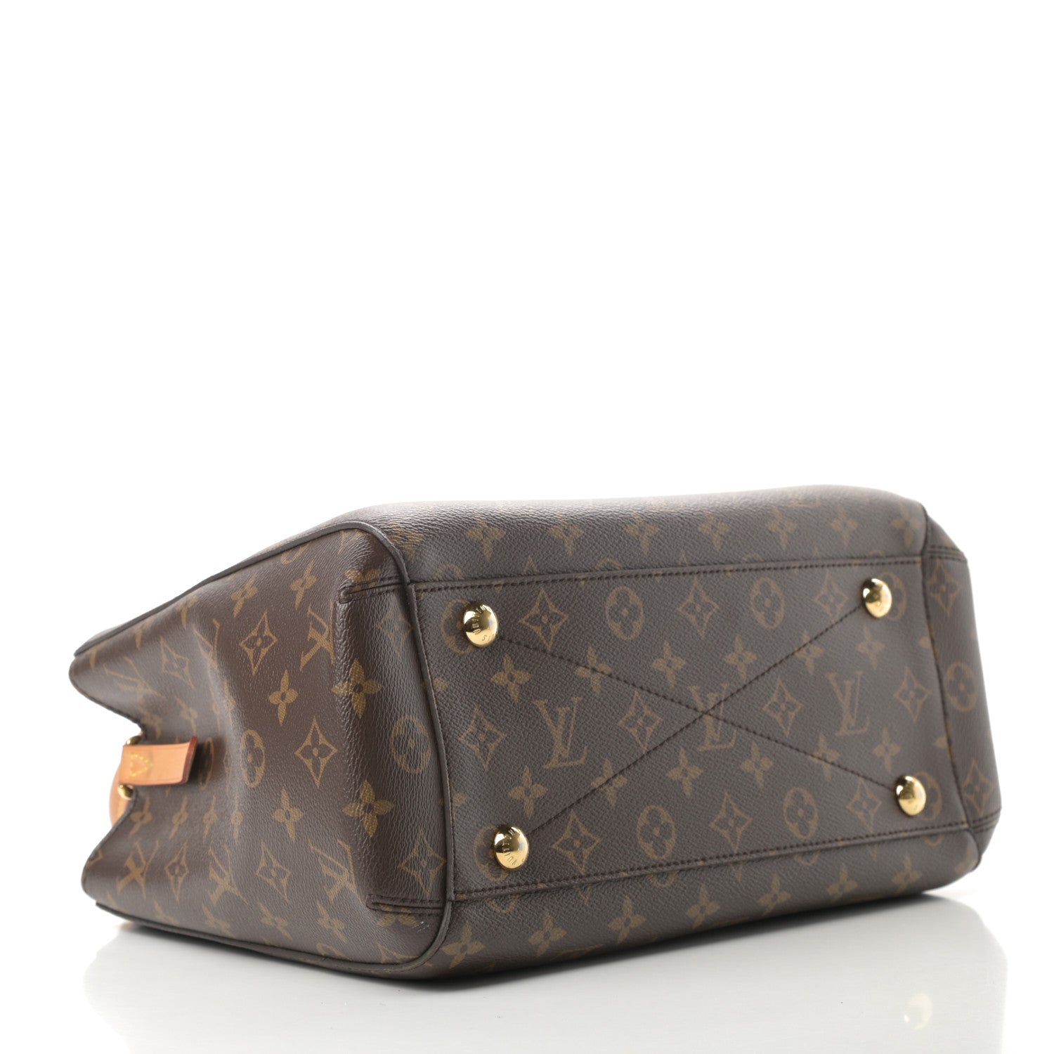 Louis Vuitton Monogram Montaigne MM 4 of 15