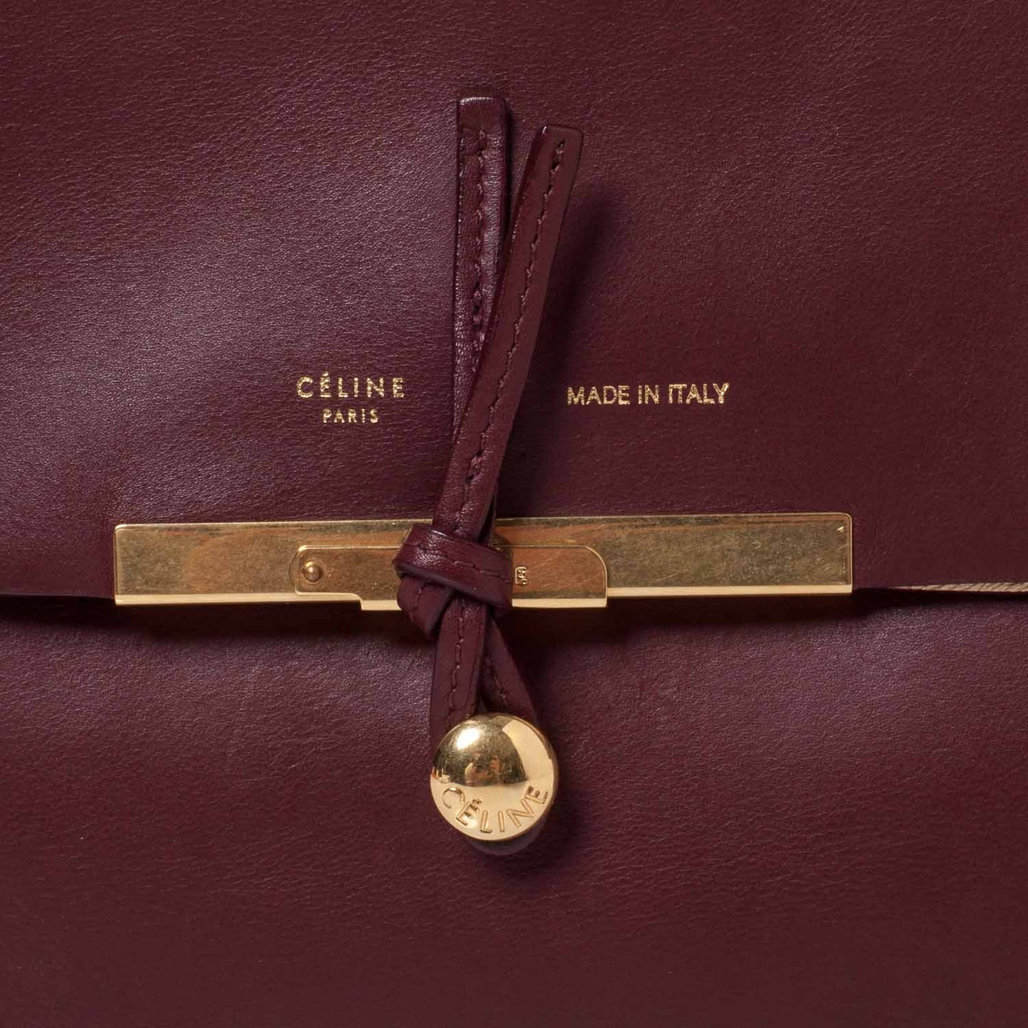 Calfskin Medium Clasp Shoulder Bag Wine