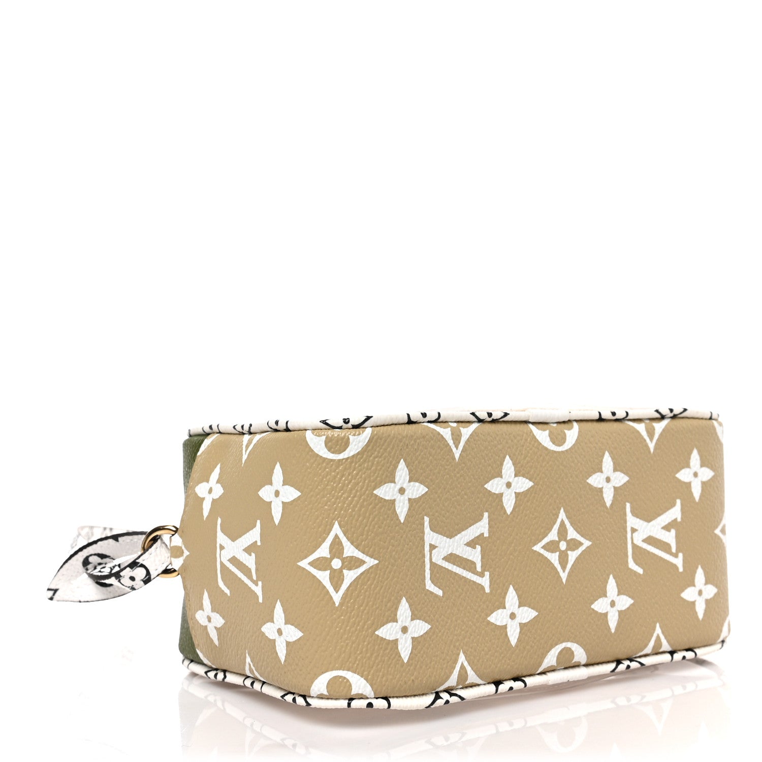 Louis Vuitton Monogram Giant Beach Pouch Kaki 4 of 8
