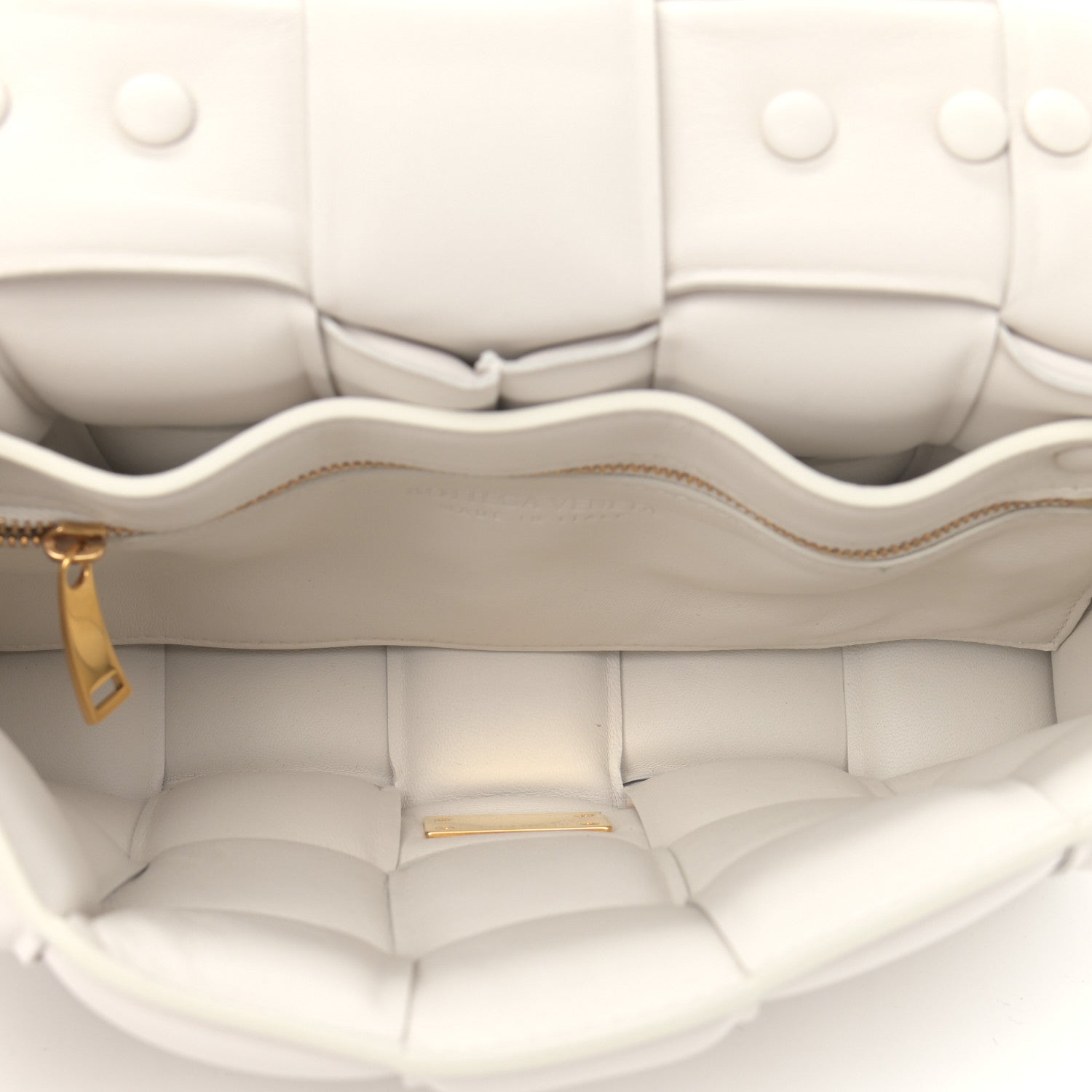 Bottega Veneta Lambskin Maxi Intreccio Padded Chain Cassette Crossbody Bag White 5 of 12