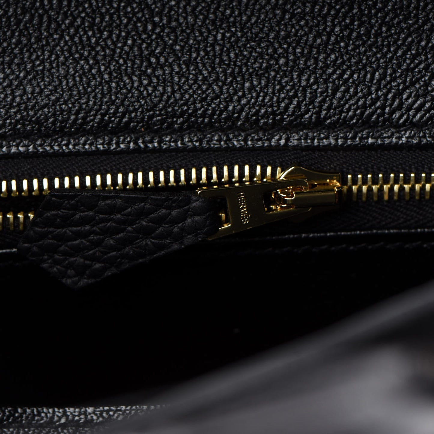 Togo Shiny Niloticus Crocodile Birkin Touch 25 Black