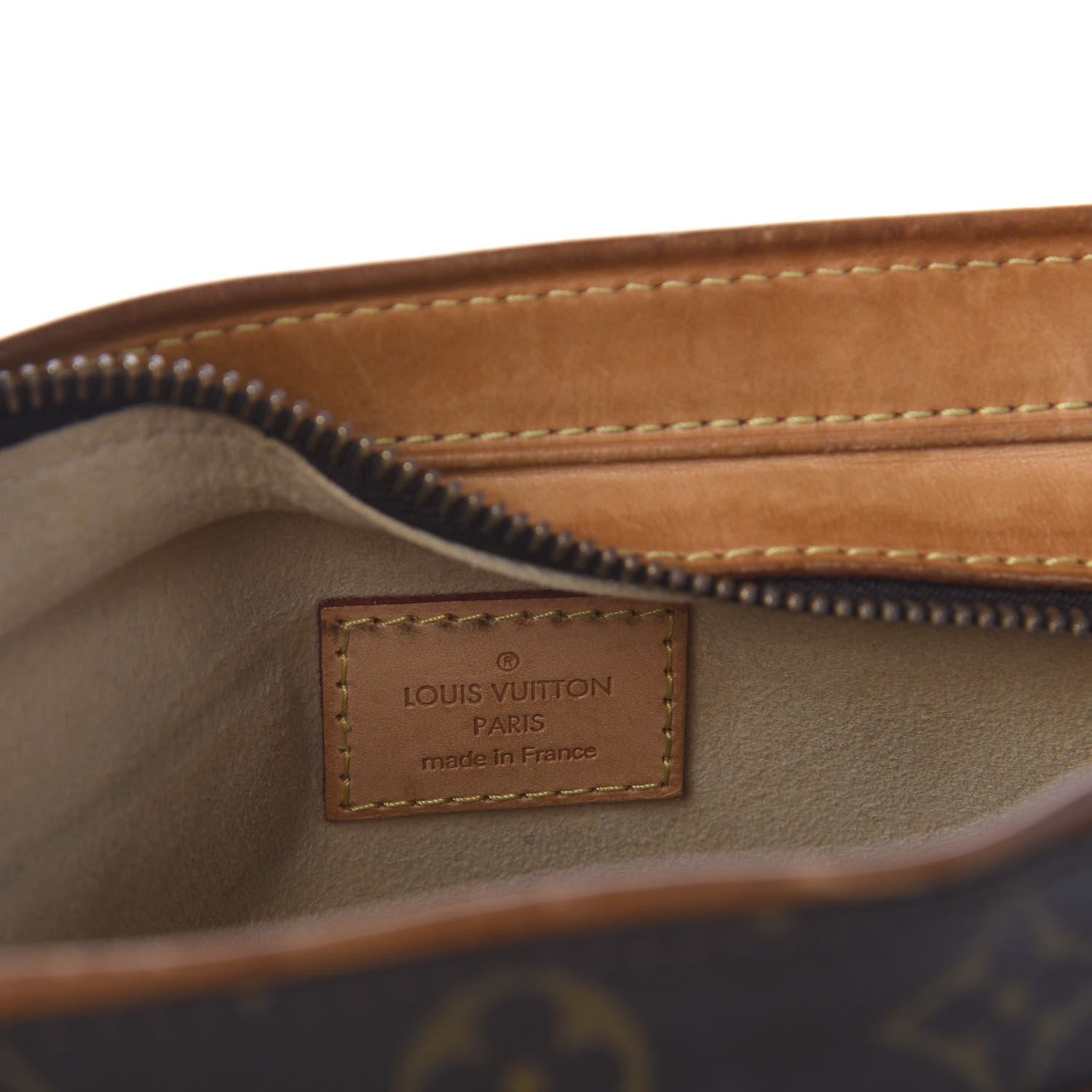 Louis Vuitton Monogram Hudson GM 8 of 16