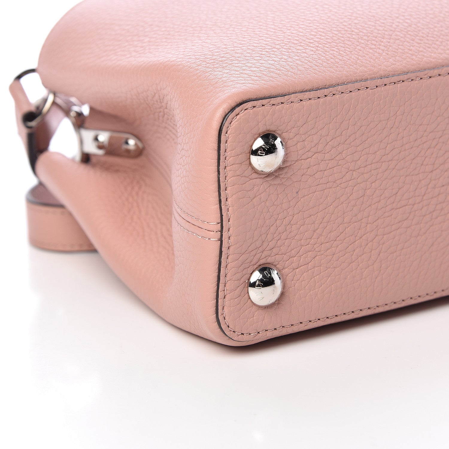 Louis Vuitton Taurillon Capucines BB Magnolia 8 of 10