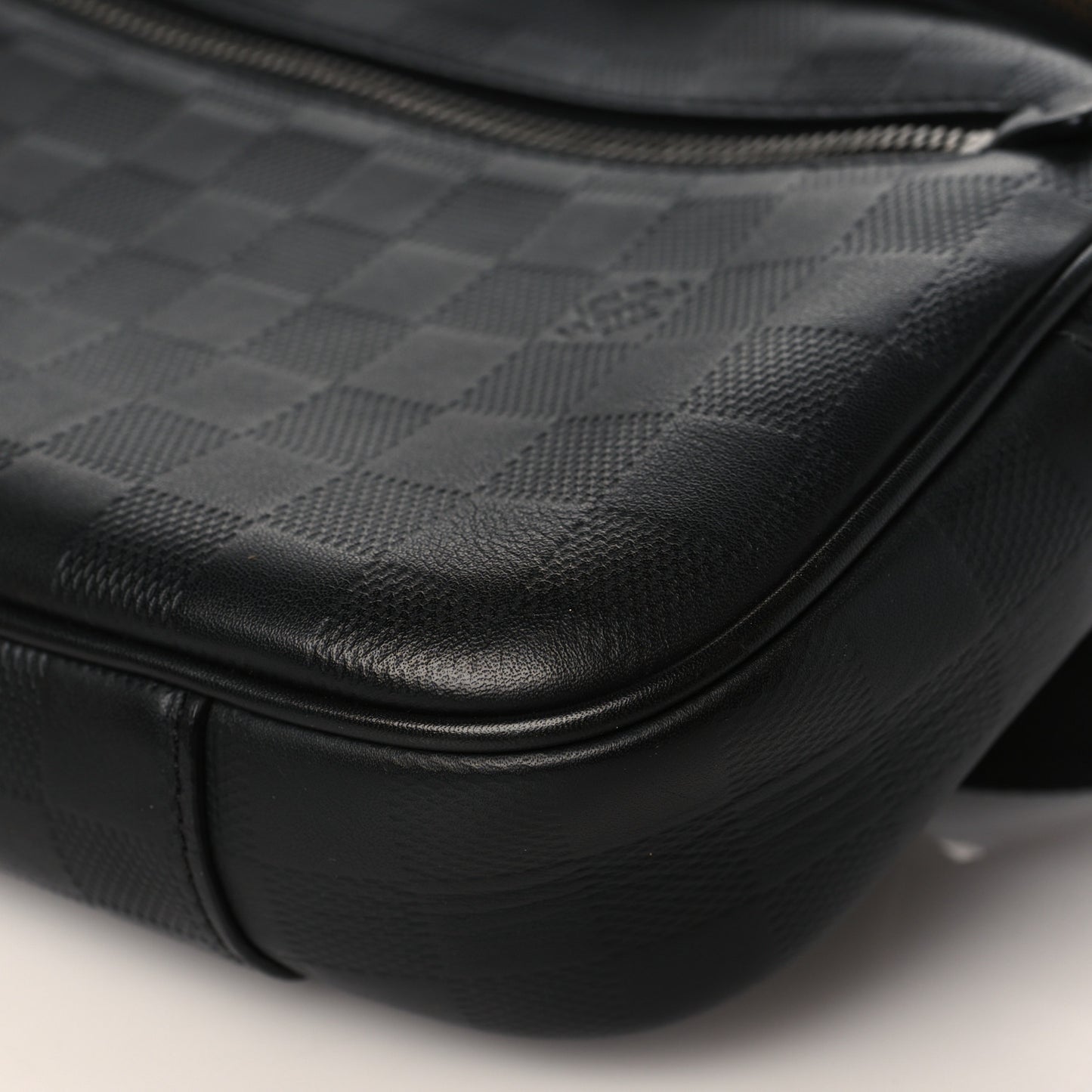 Damier Infini Ambler Onyx