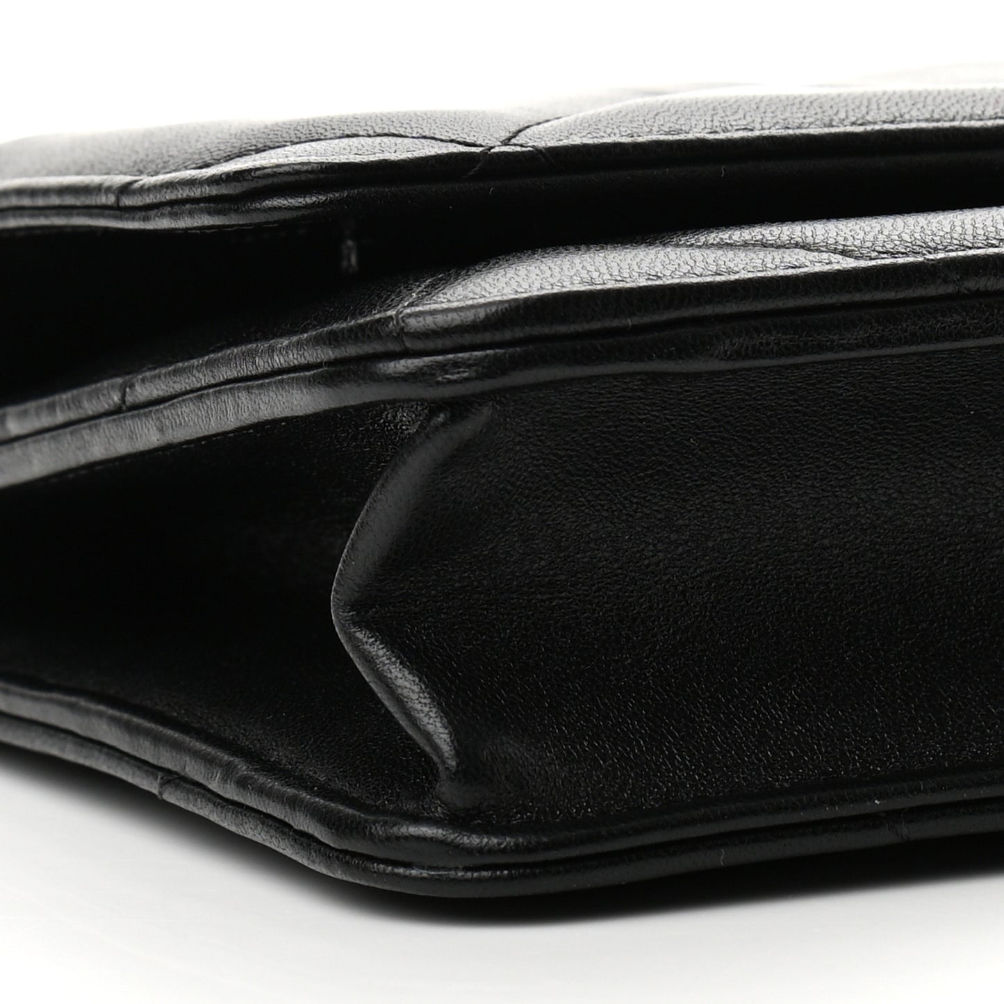 Lambskin Quilted Chanel 19 Wallet On Chain WOC Black