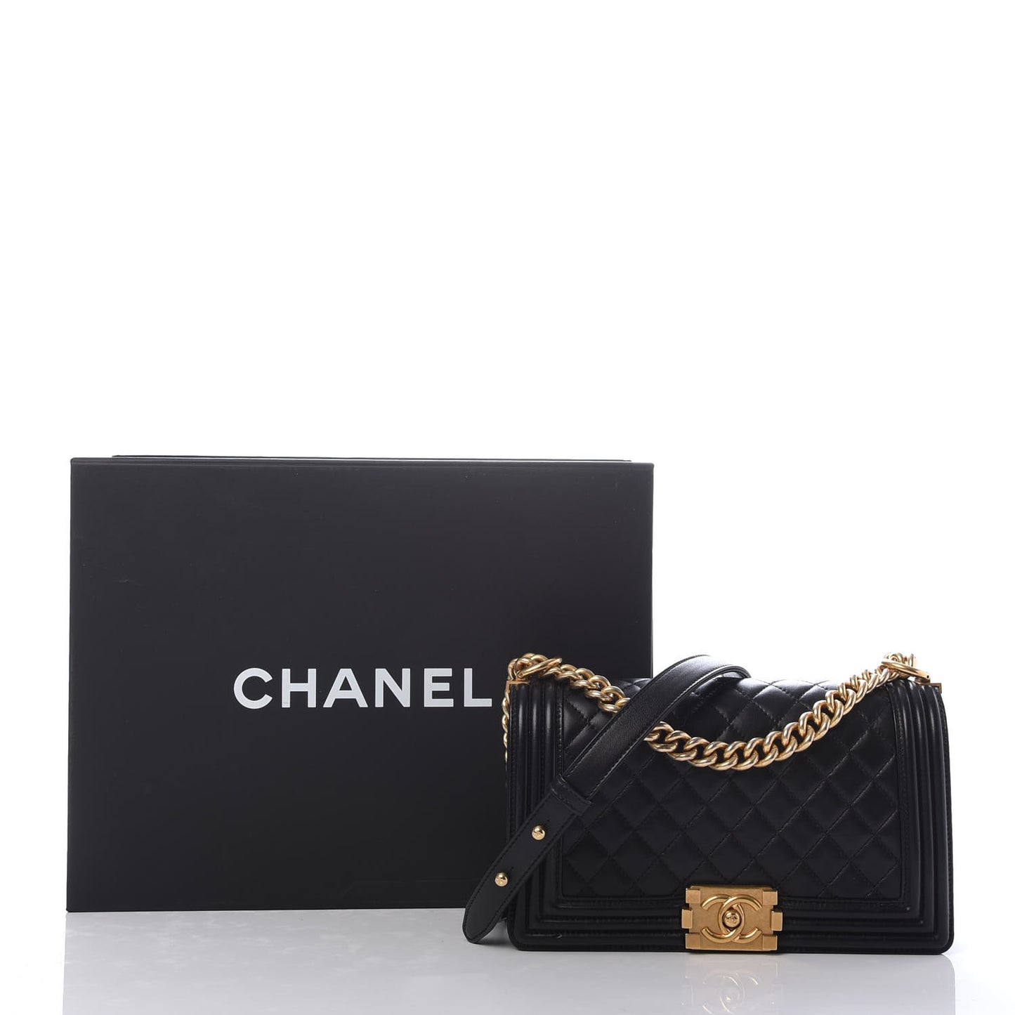 Lambskin Quilted Medium Boy Flap Black