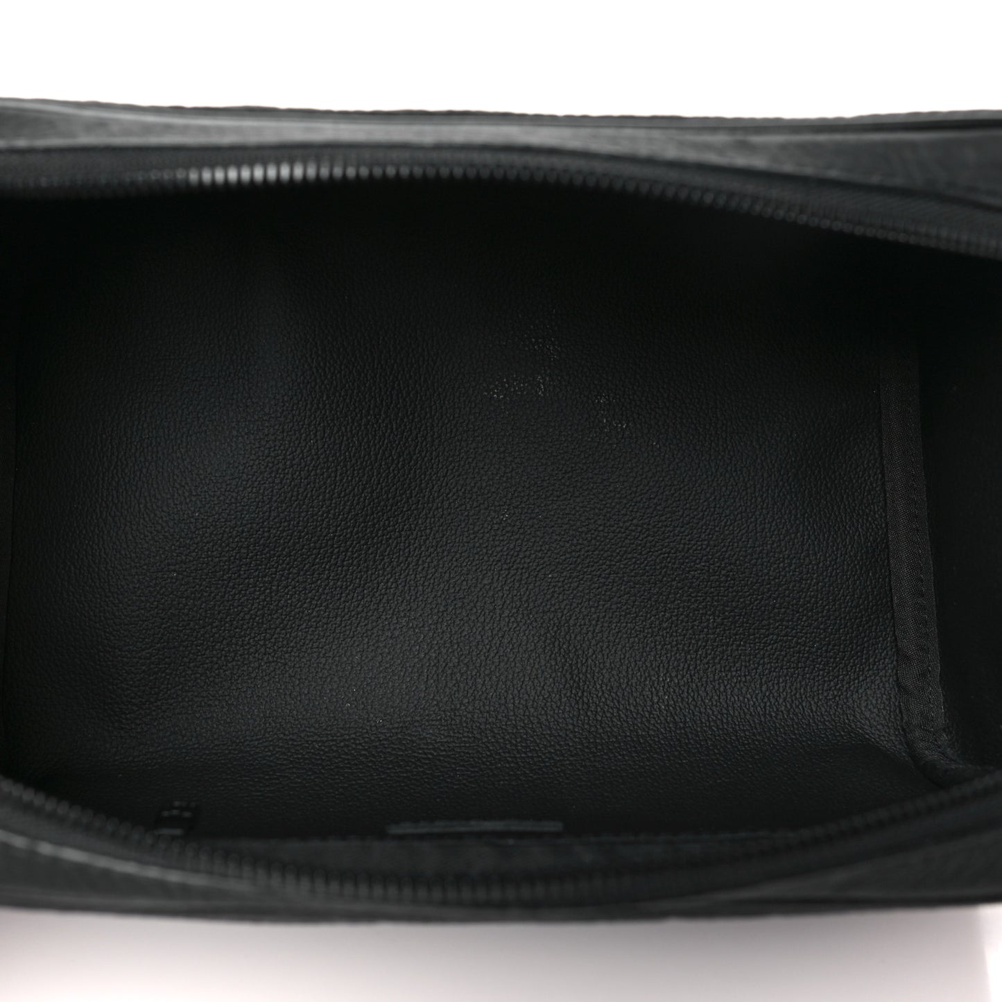 Taurillon Monogram Dopp Kit Toilet Pouch Black