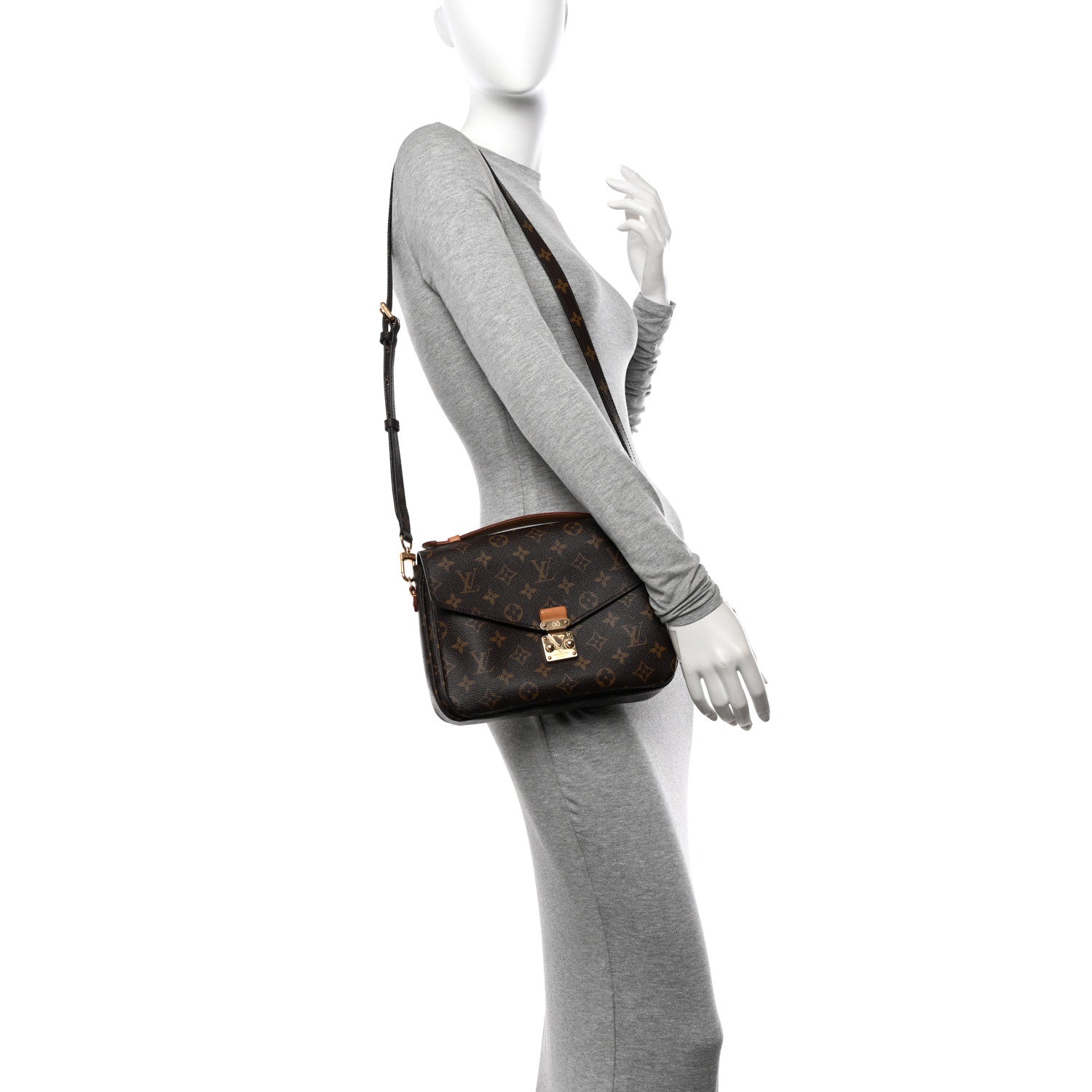 Louis Vuitton Monogram Pochette Metis 2 of 11