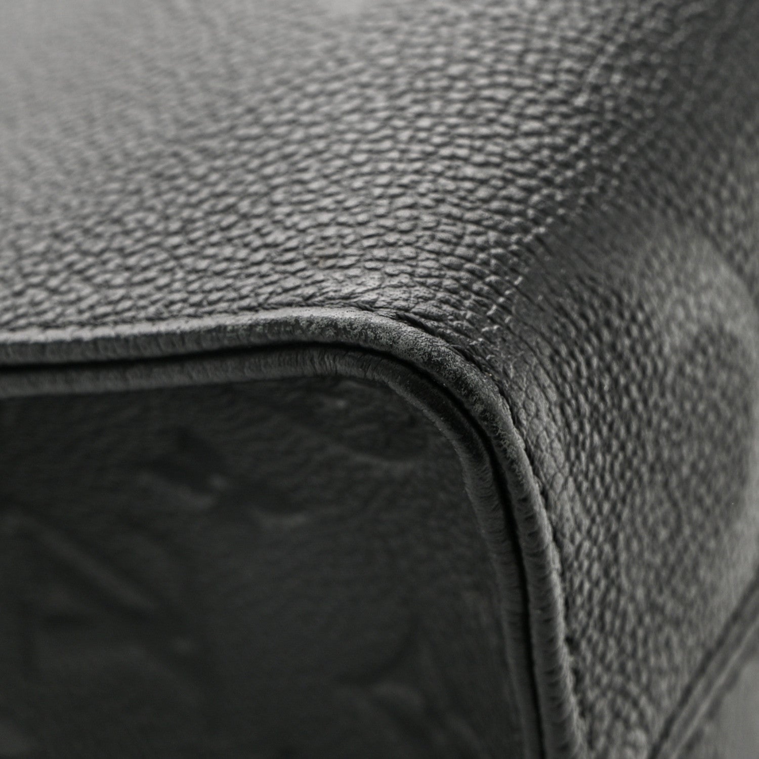 Louis Vuitton Empreinte Monogram Giant Onthego PM Black 10 of 10