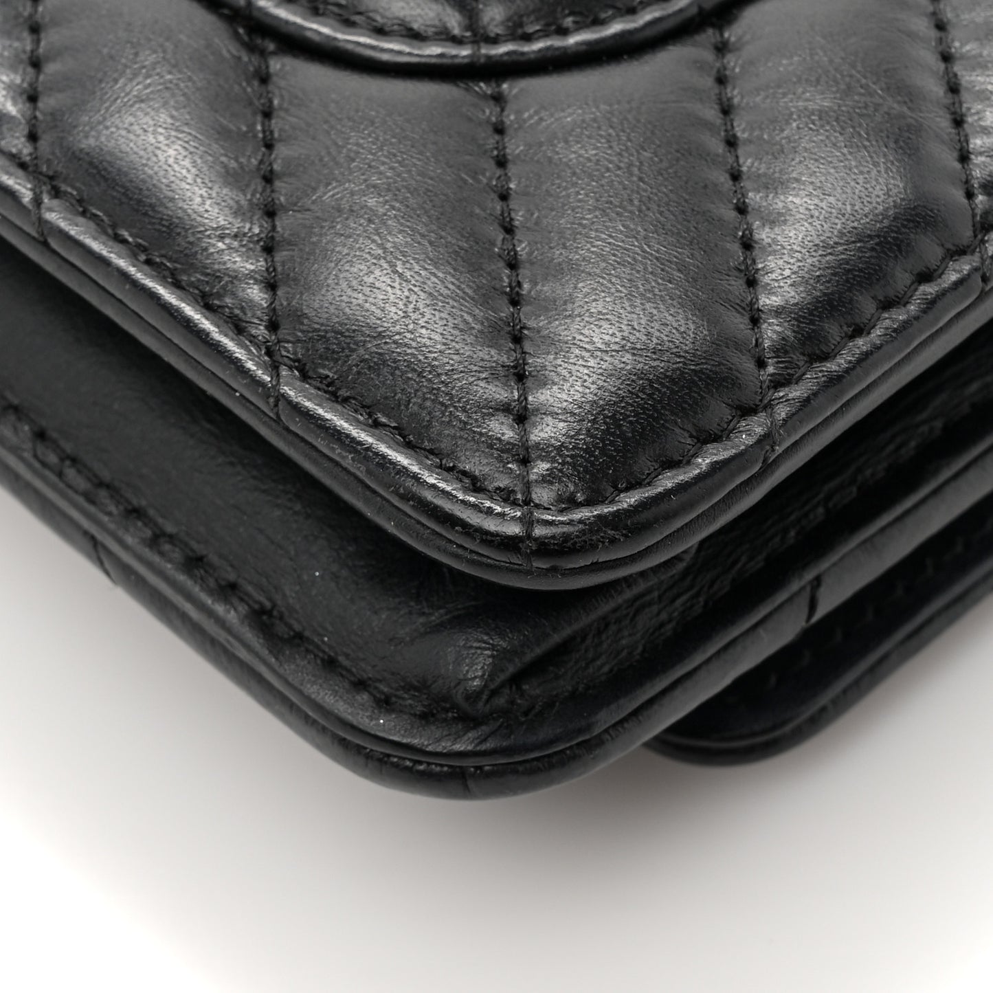 Aged Calfskin Chevron Quilted Reissue Wallet On Chain WOC So Black