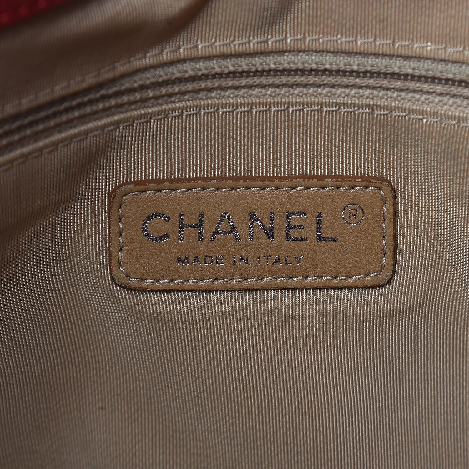Chanel Caviar Quilted Expandable Zip Shoulder Bag Red 12 of 22