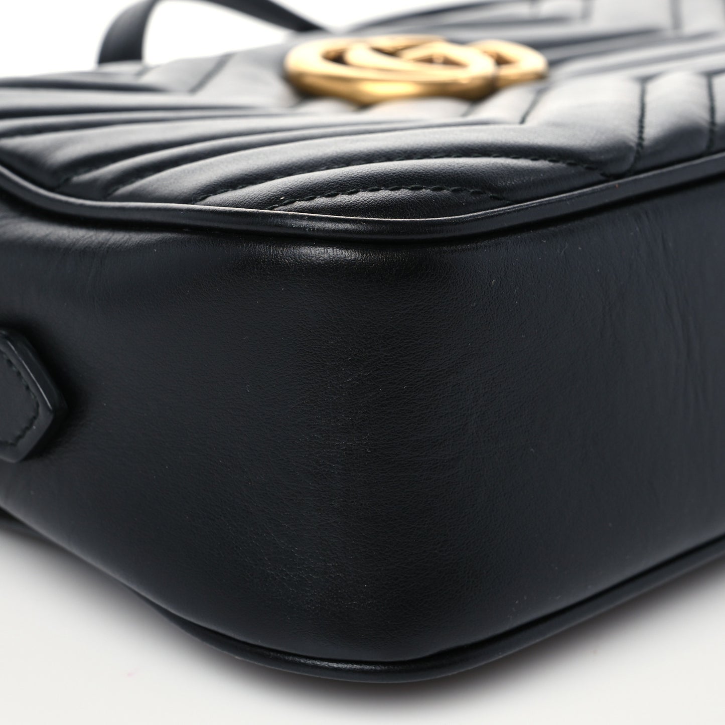 Calfskin Matelasse Small GG Marmont Chain Shoulder Bag Black
