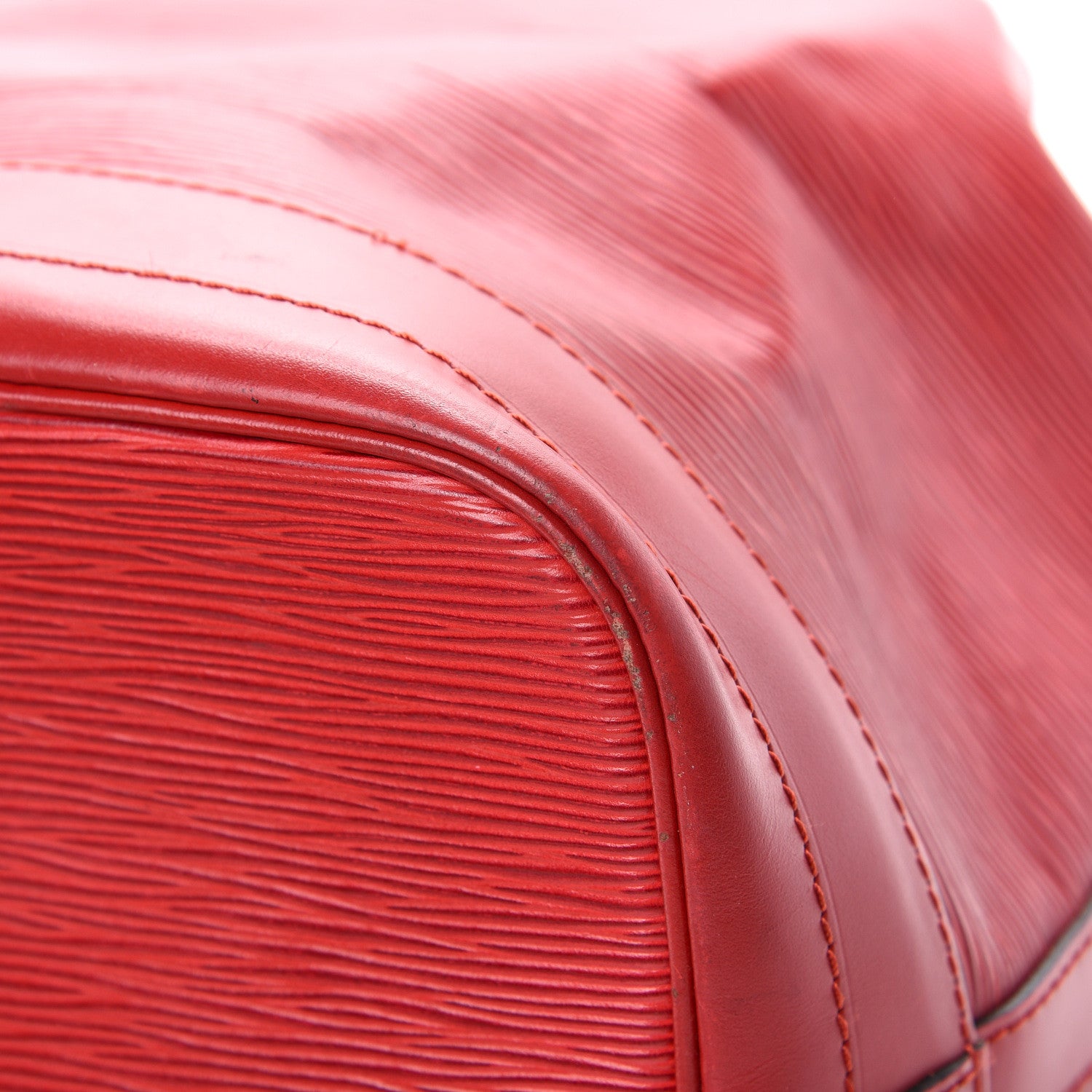 Louis Vuitton Epi Noe Castillan Red 10 of 15