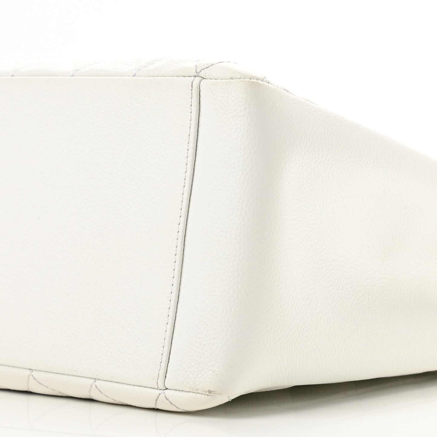 Caviar Quilted Grand Shopping Tote GST White