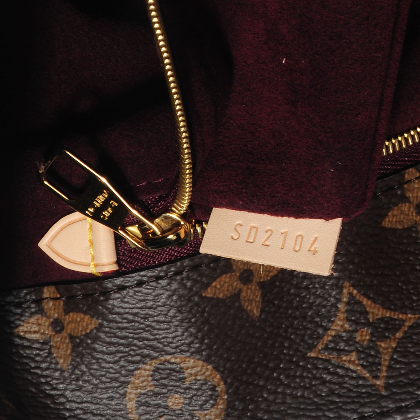 Monogram Voltaire