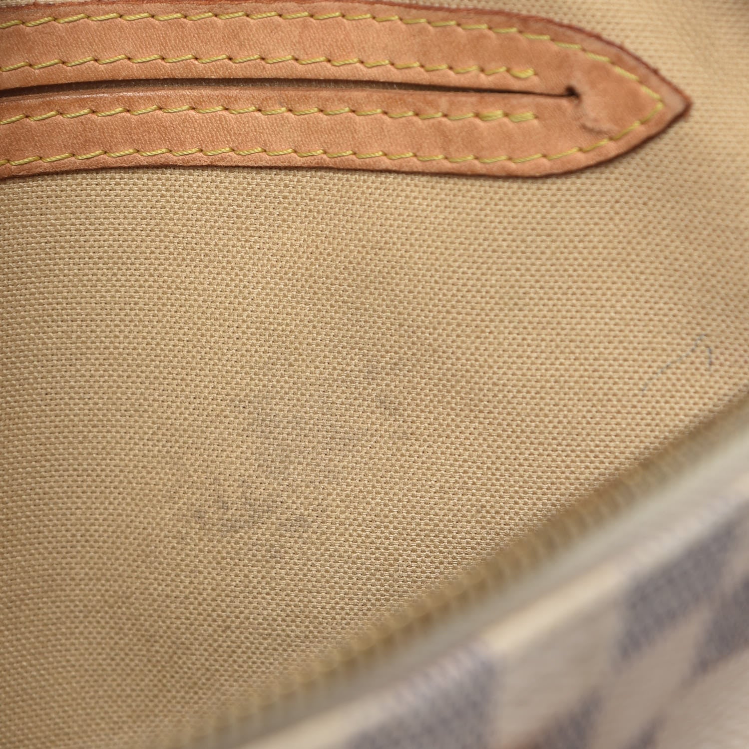 Louis Vuitton Damier Azur Speedy 30 14 of 32