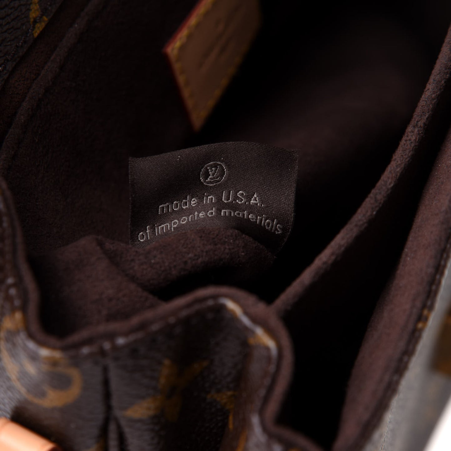 Monogram Pochette Metis