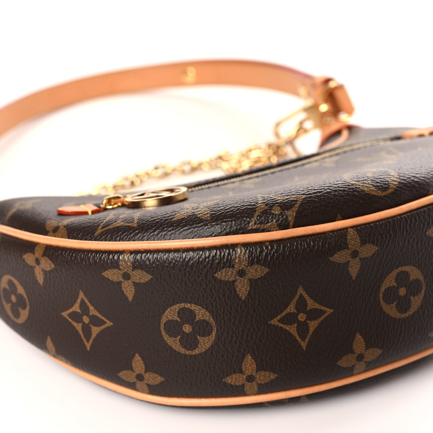 Monogram Loop