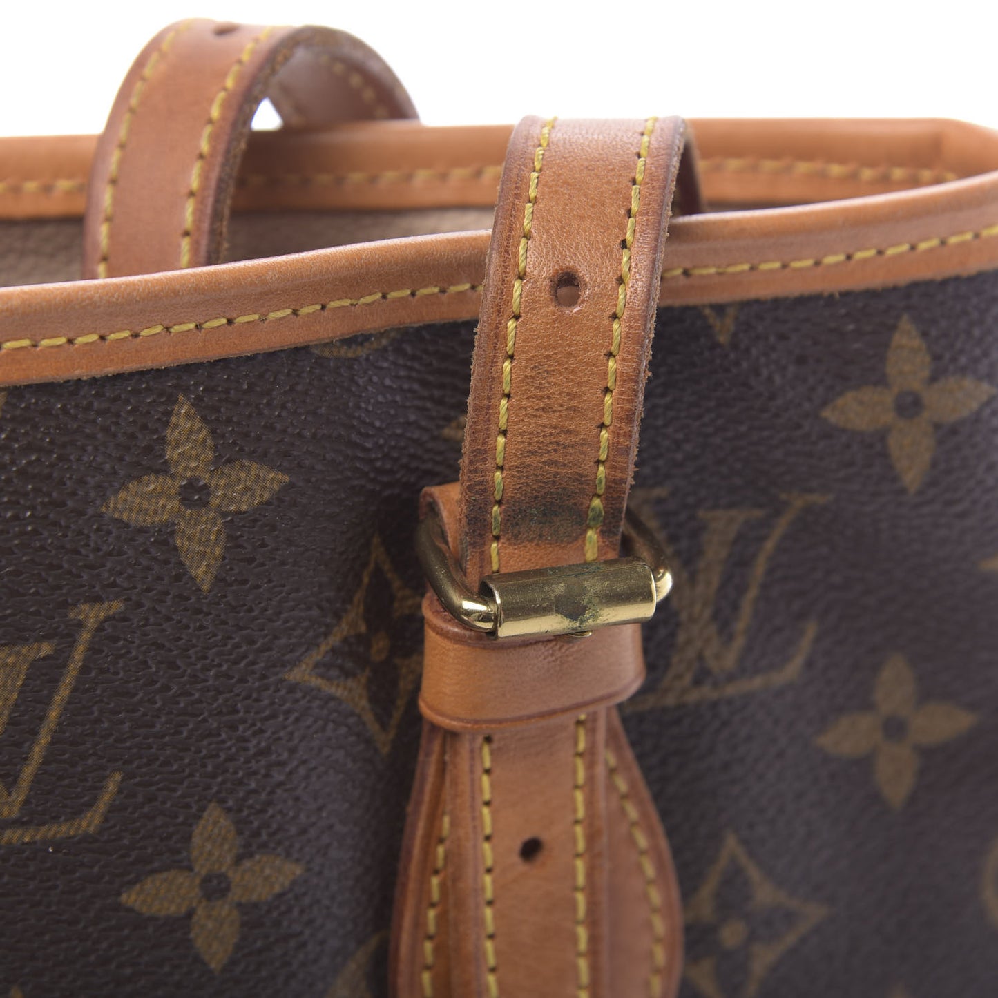 Monogram Petit Bucket 23