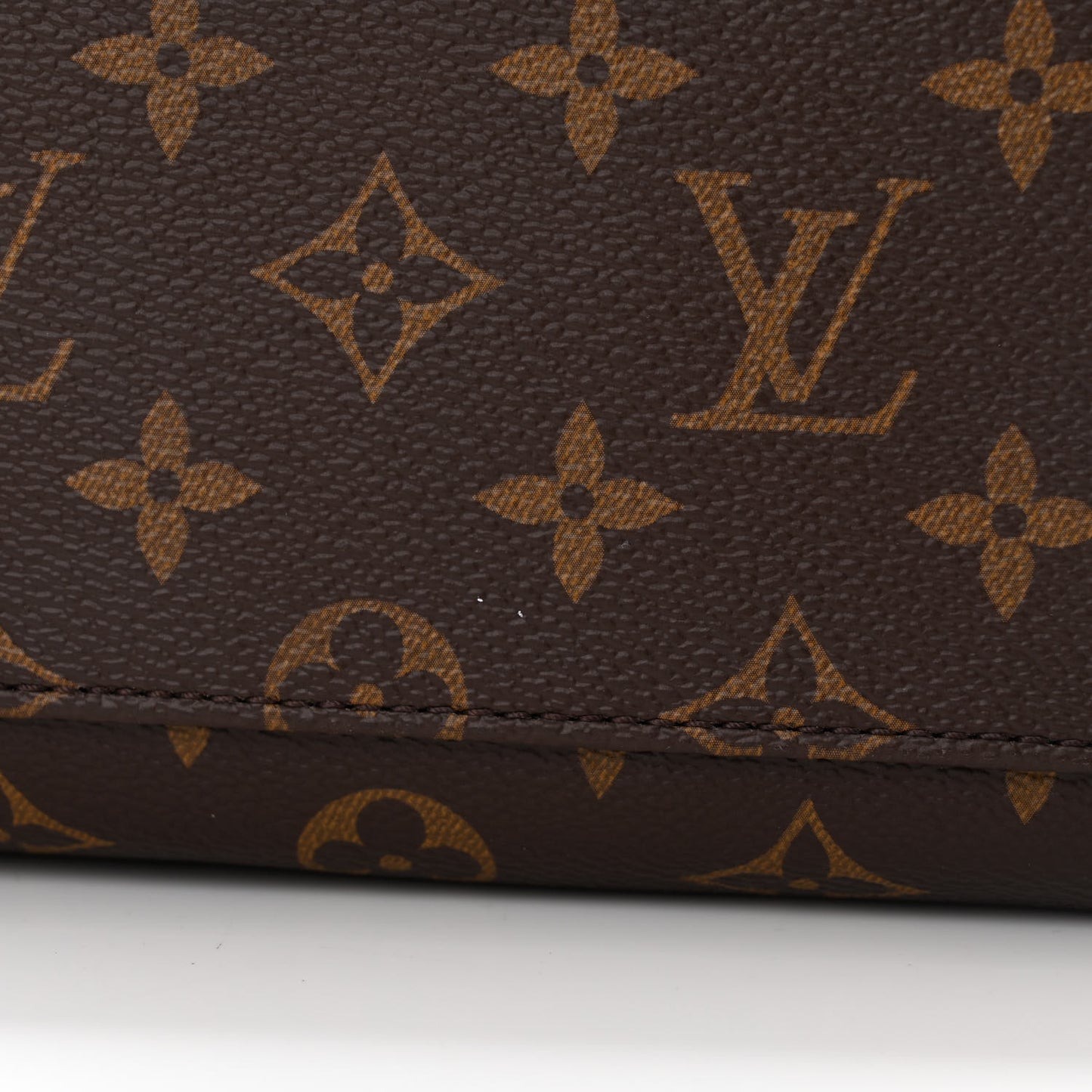 Monogram Tuileries Besace Rose Bruyere