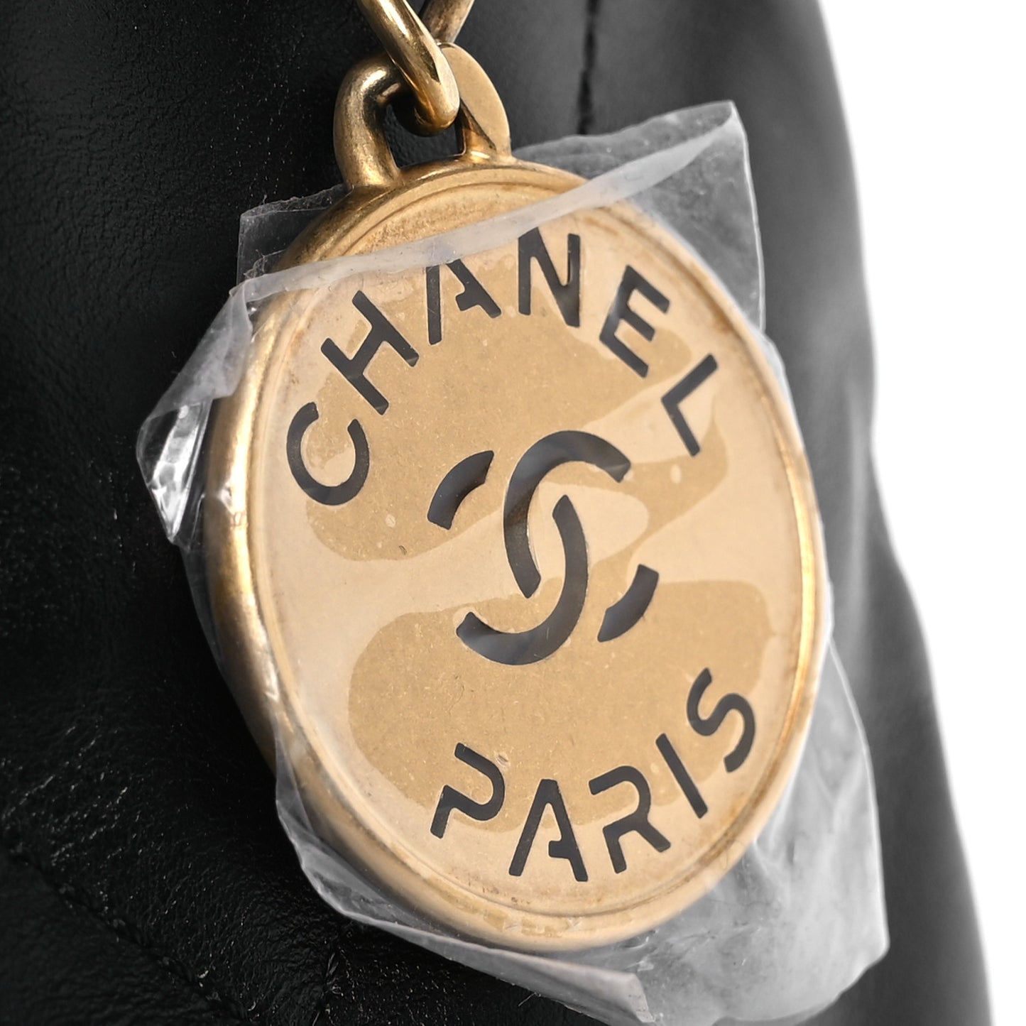 Shiny Calfskin Quilted Mini Chanel 22 Black