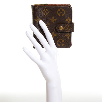 Louis Vuitton Monogram Compact Zippe Zipped Wallet 2 of 7
