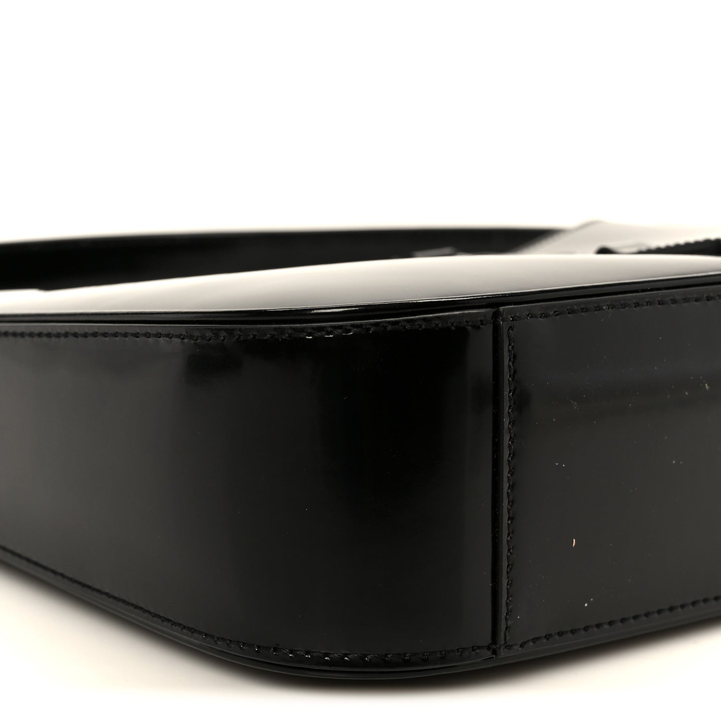 Patent Le 5 A 7 Monochrome Hobo Black