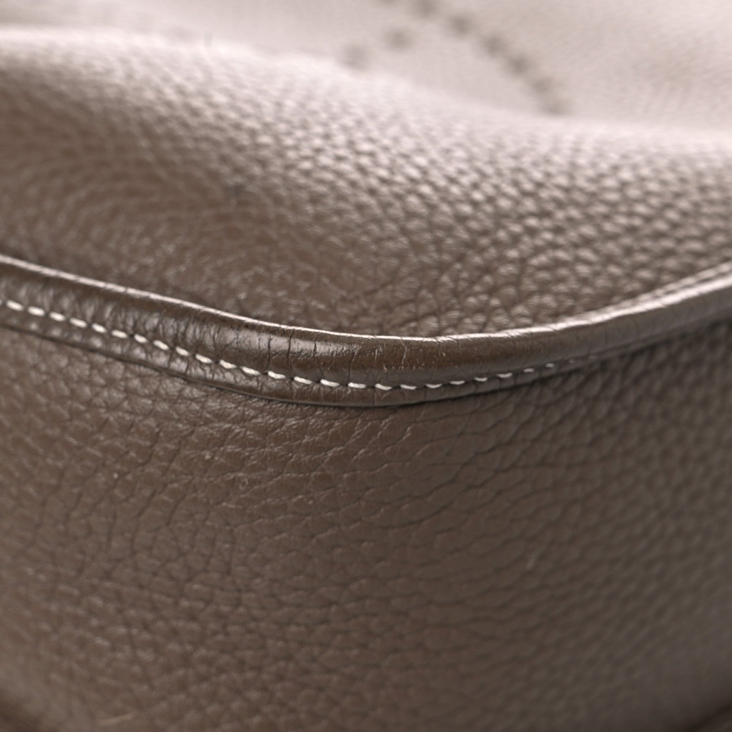 Hermes Taurillon Clemence Evelyne III PM Etoupe 6 of 20
