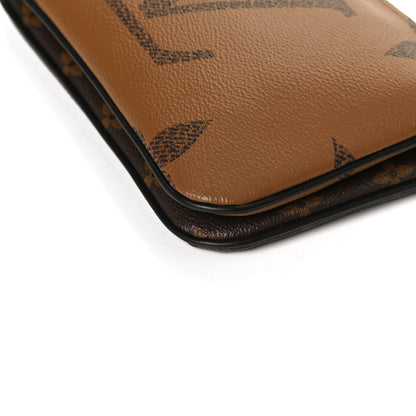 Louis Vuitton Reverse Monogram Giant Double Zip Pochette 10 of 12