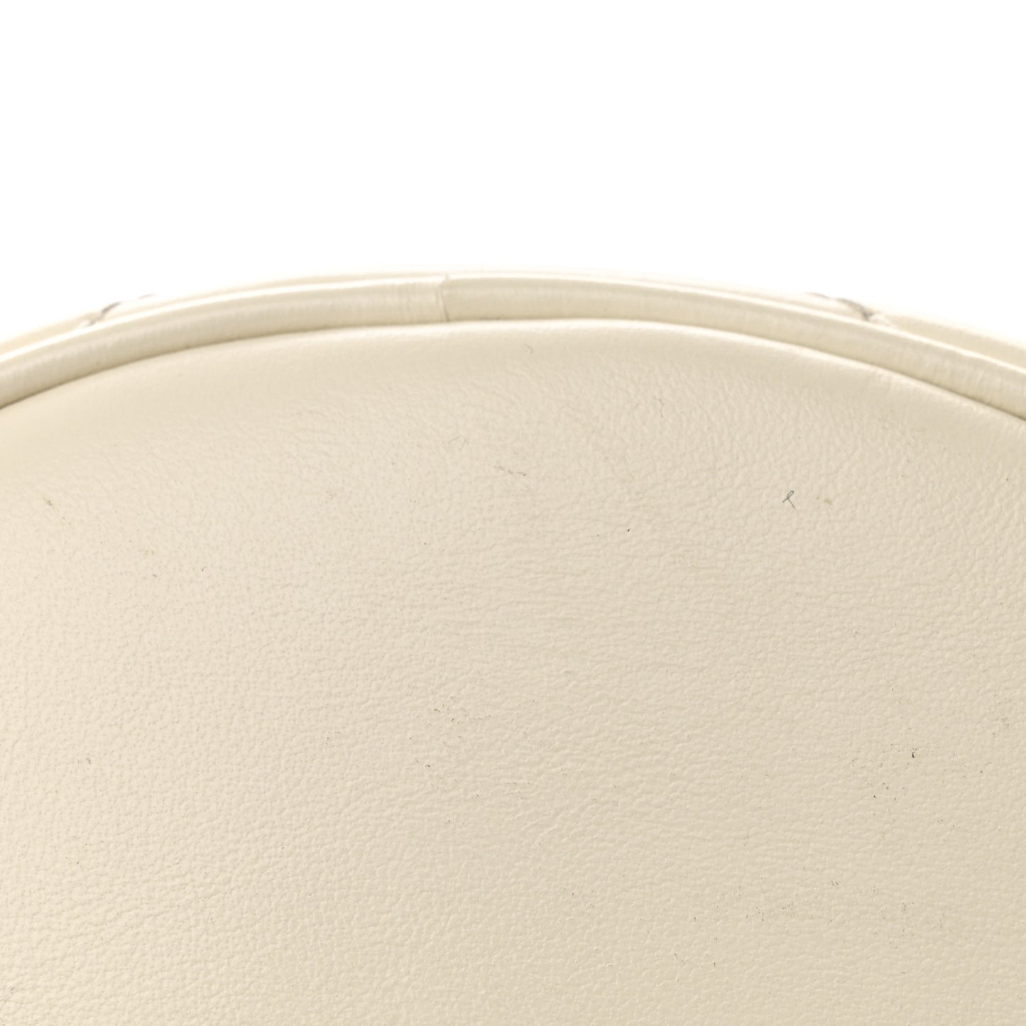 Calfskin Matelasse Mini GG Marmont 2.0 Bucket Bag White