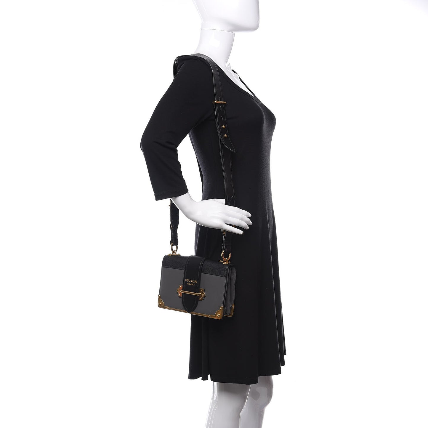 City Calfskin Saffiano Cahier Bag Mercurio Black