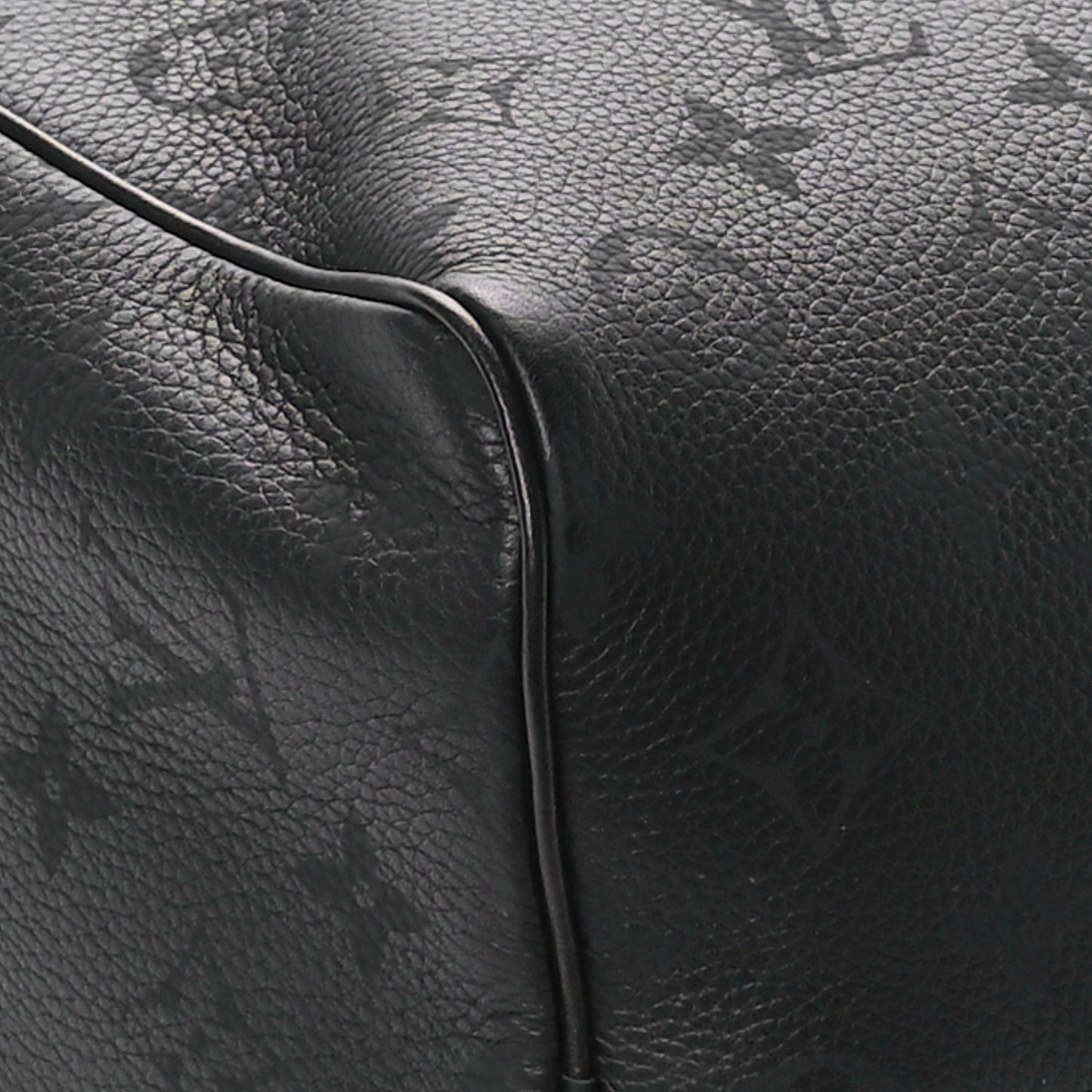 Calfskin Monogram Speedy P9 Bandouliere 30 Ultra Black