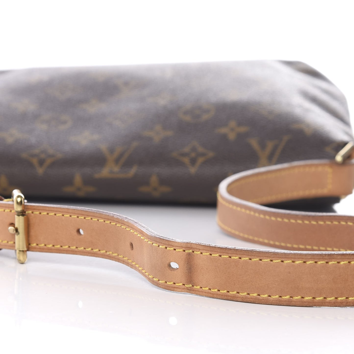 Monogram Musette Tango