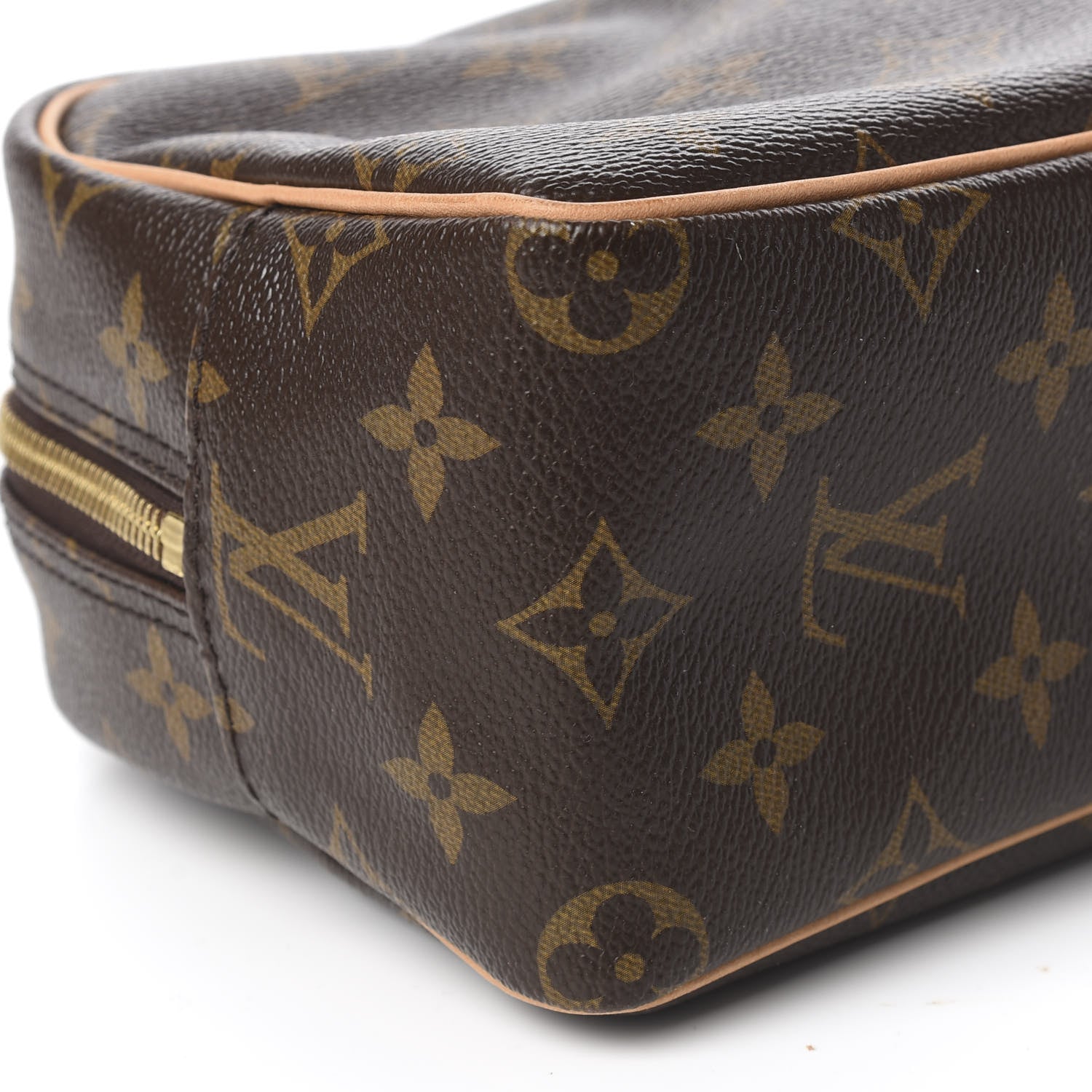 Louis Vuitton Monogram Toiletry Bag 25 5 of 10