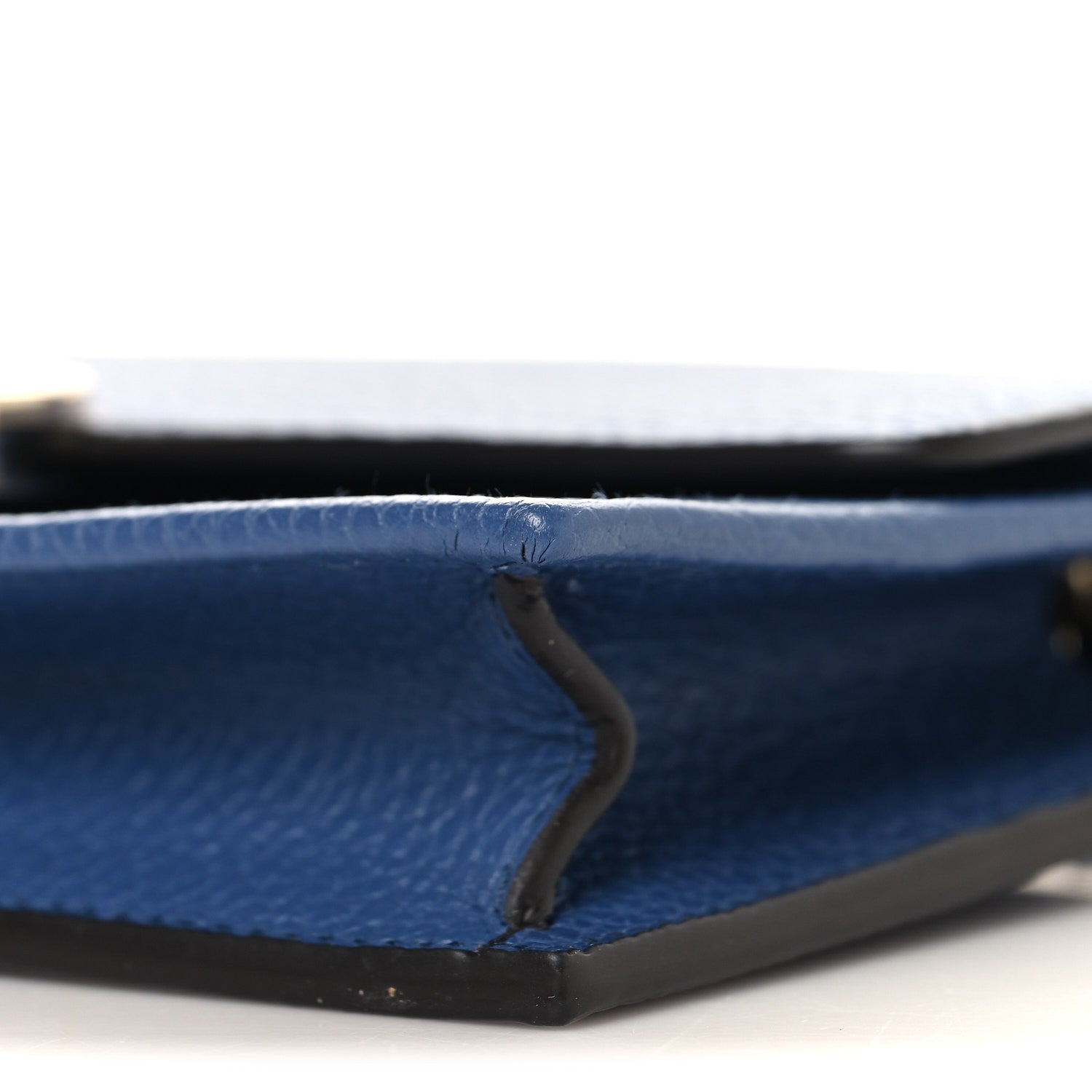 Gucci Dollar Calfskin Interlocking G Chain Wallet Caspian 10 of 11