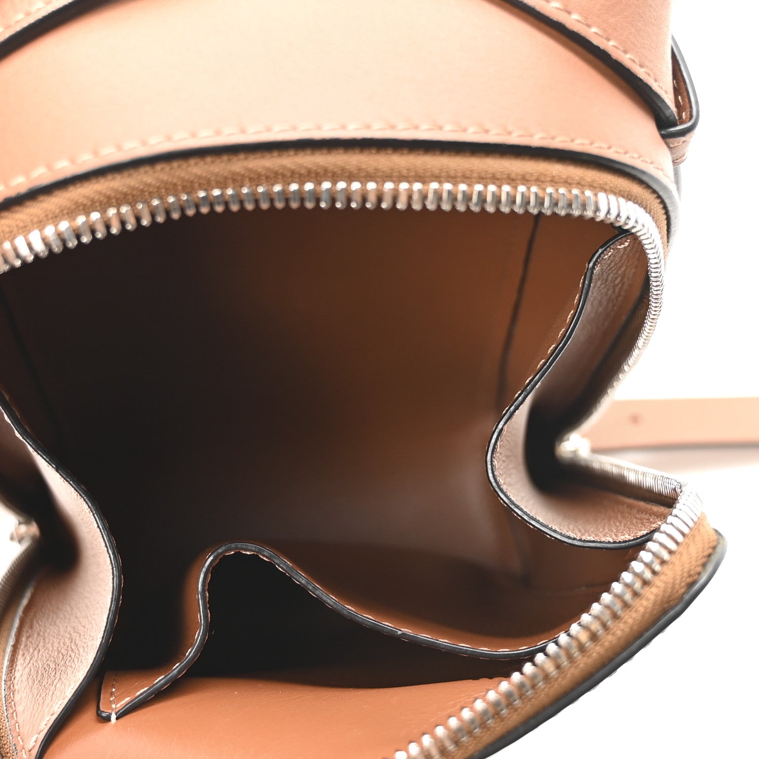 Loewe Classic Calfskin Anagram Box Crossbody Tan 5 of 9